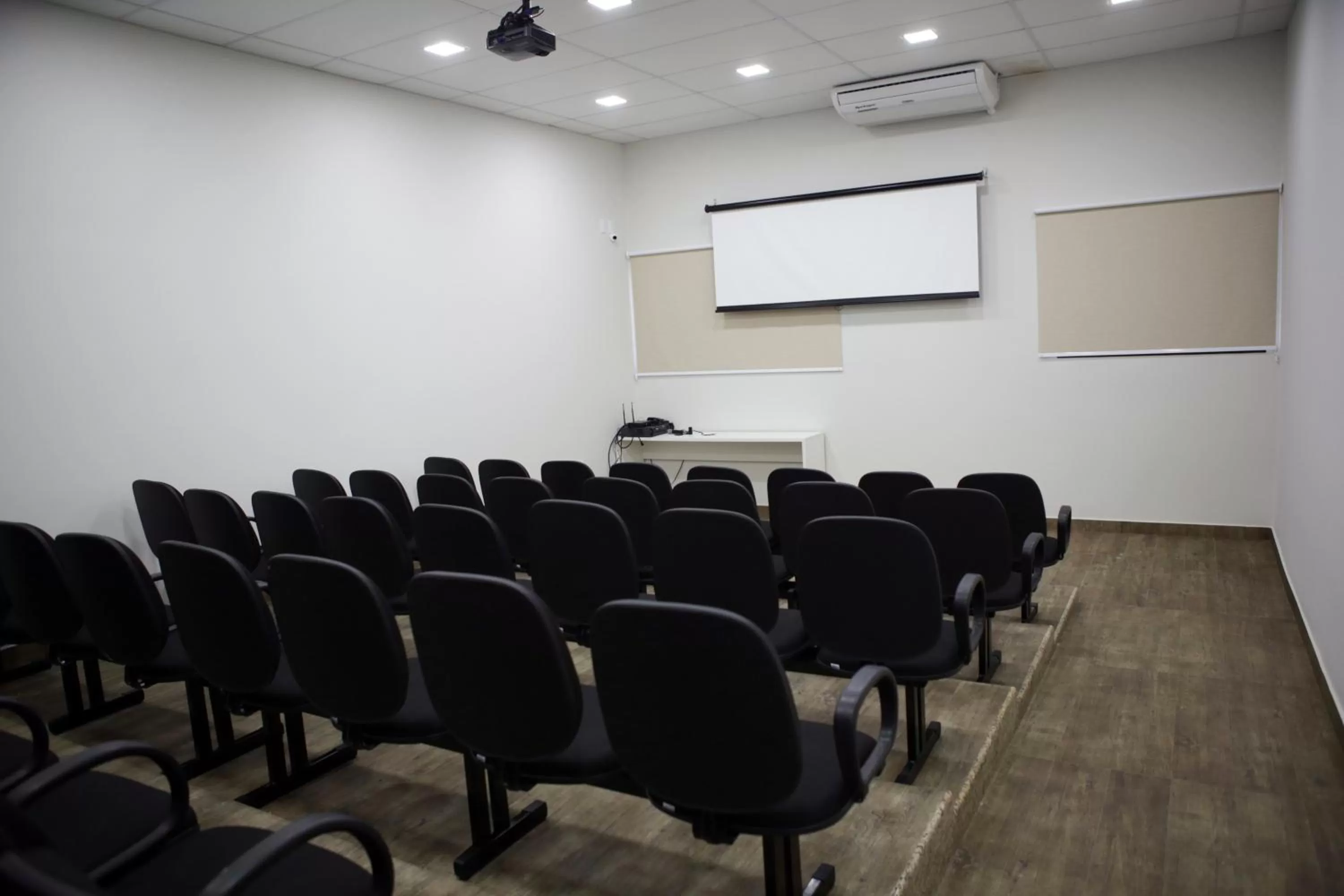 Business facilities in Regional Plaza Hotel Event Park