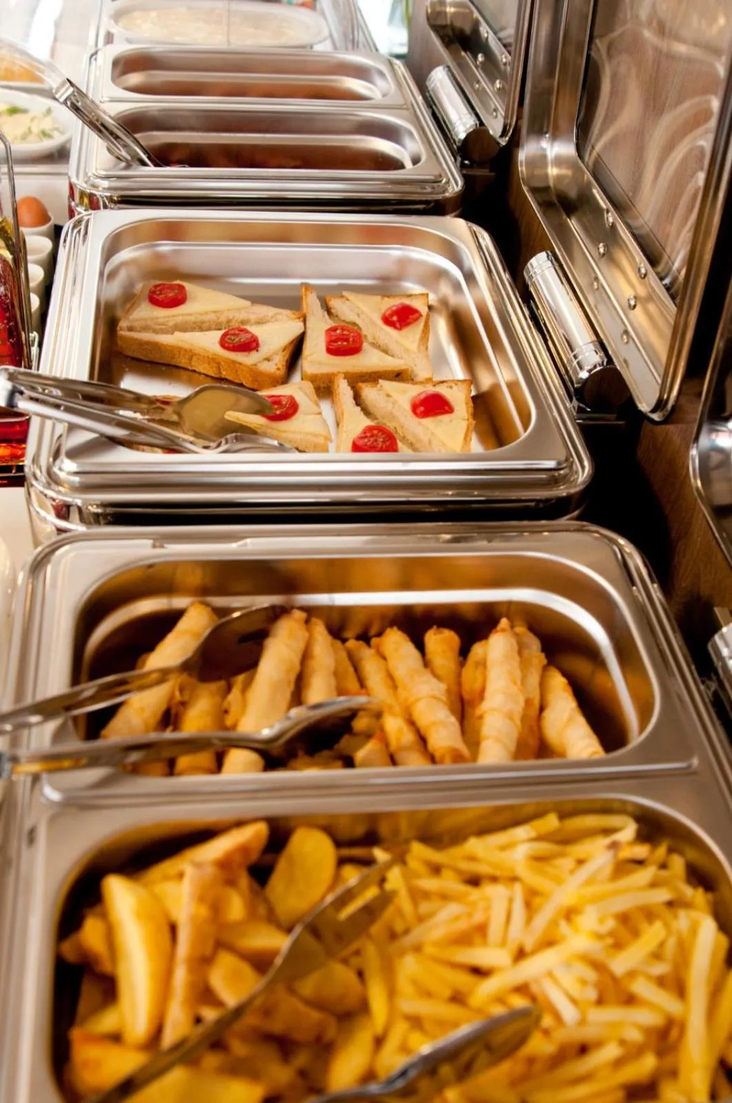 Buffet breakfast in TK Taxim Bosphorus Hotel