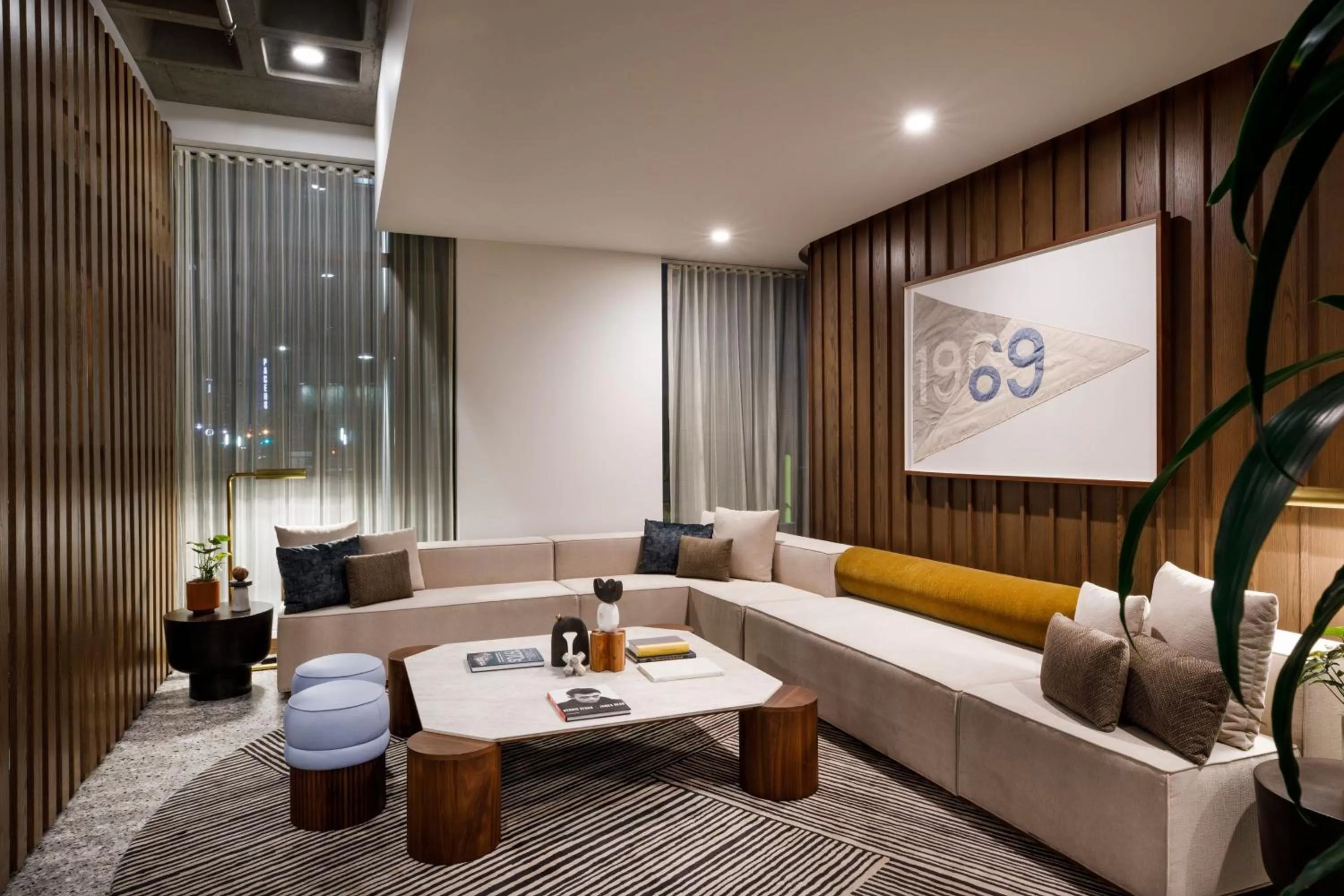 Lobby or reception in Hotel Indy, Indianapolis, a Tribute Portfolio Hotel