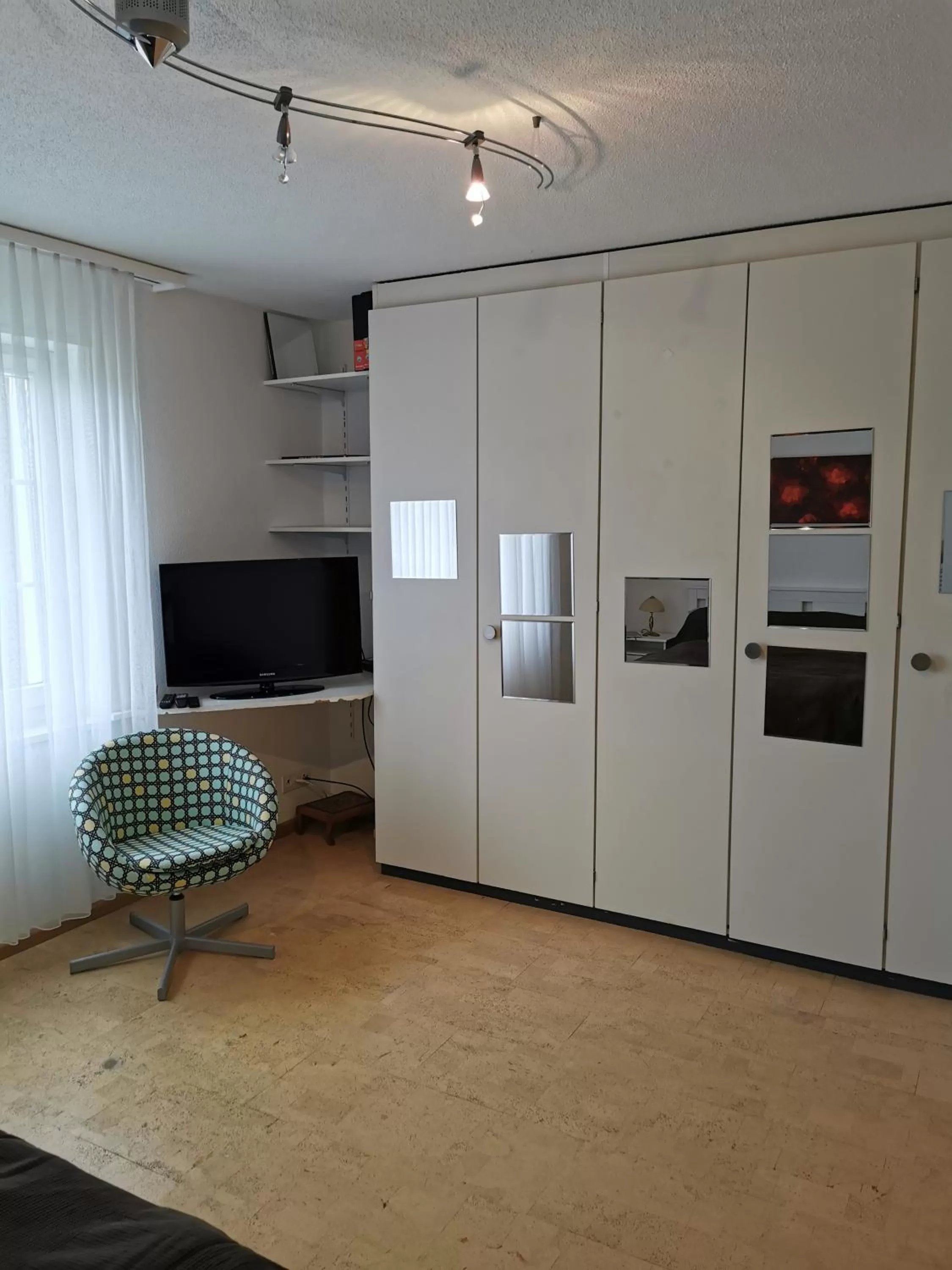 Bedroom in Ferienwohnung und B&B Chasa Janett