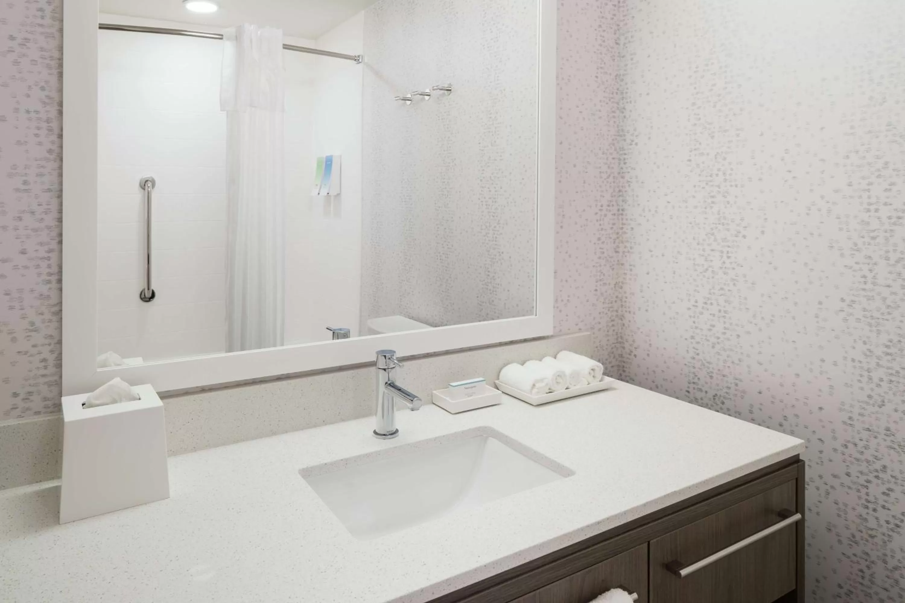 Bathroom in Home2 Suites By Hilton Orlando Airport