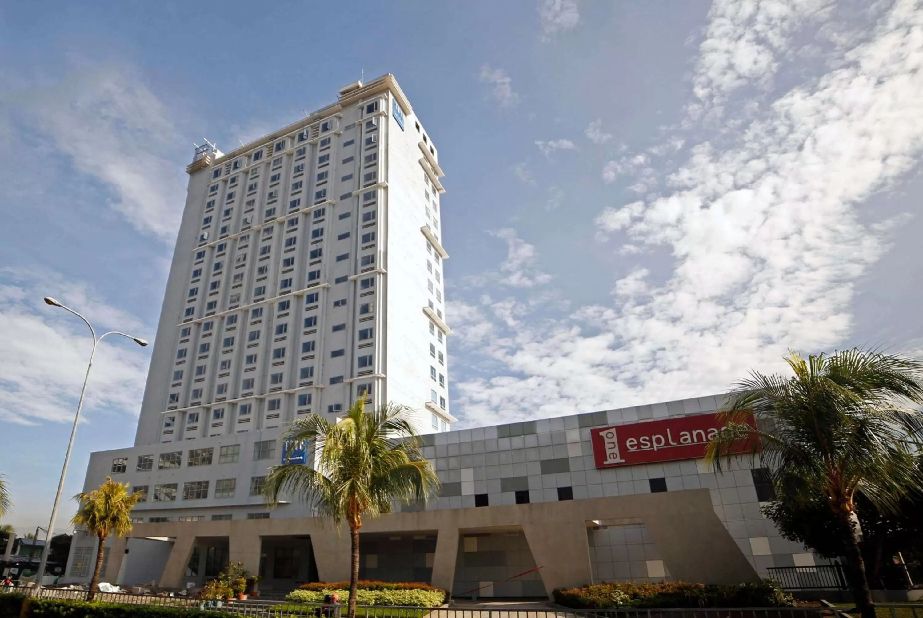 TRYP by Wyndham Mall of Asia Manila