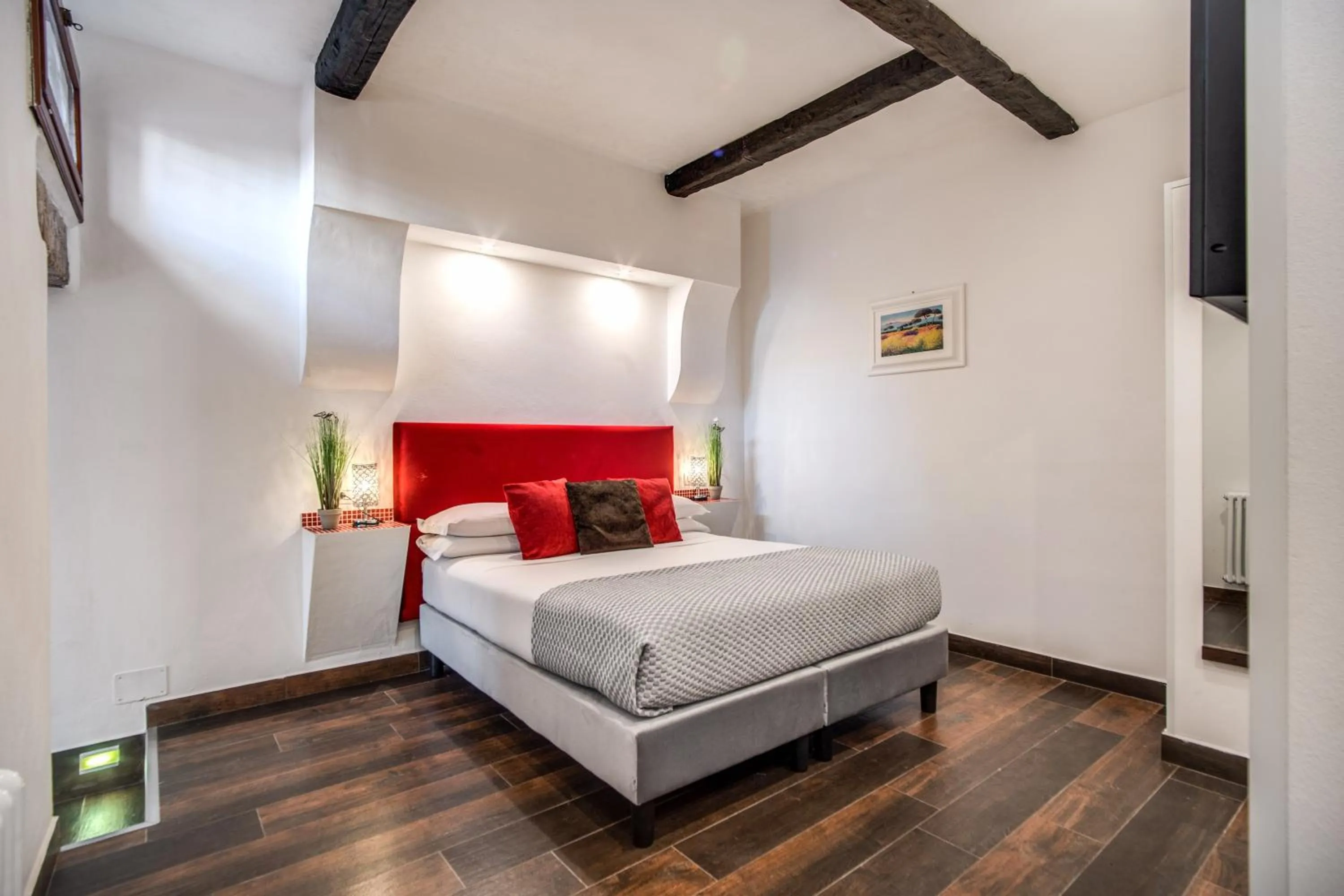 Photo of the whole room, Bed in Piazza di Spagna Comfort Rooms