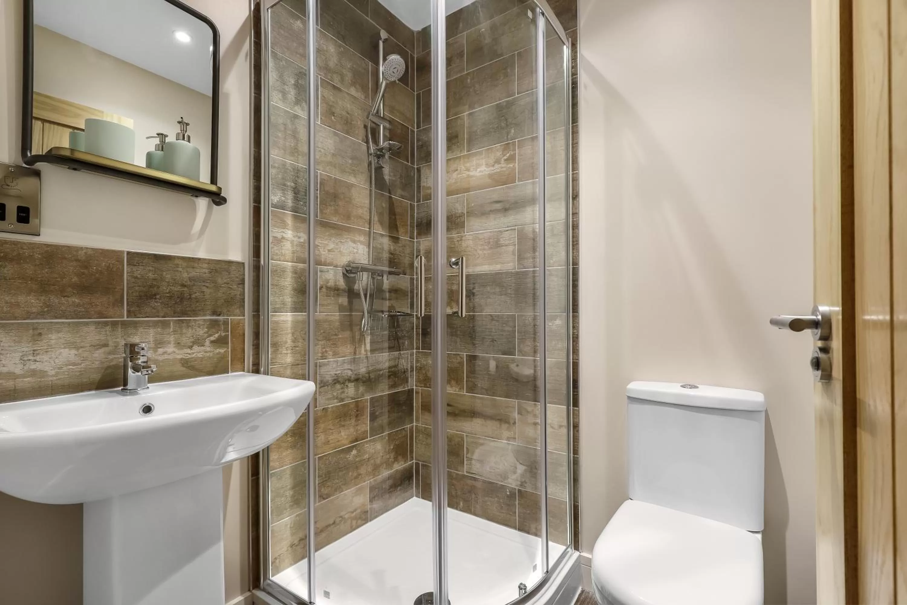 Shower in Executive Apartments