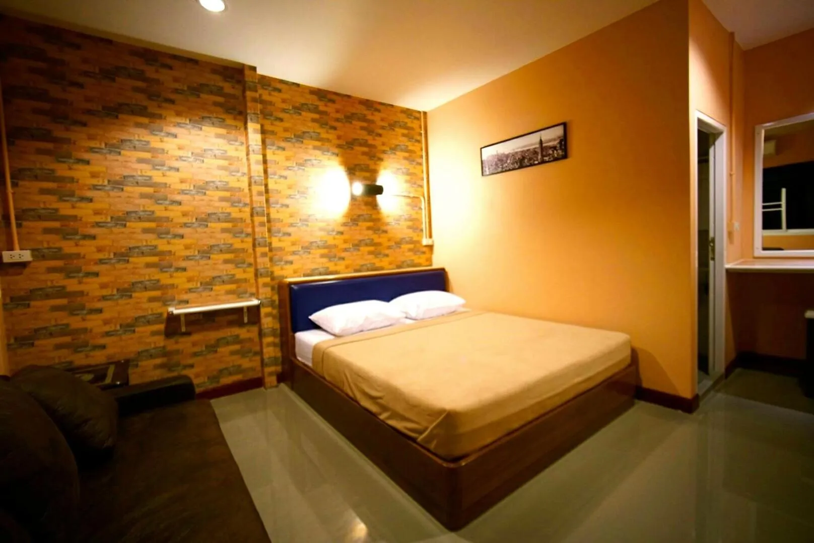 Photo of the whole room, Bed in Urban Hostel Bangkok