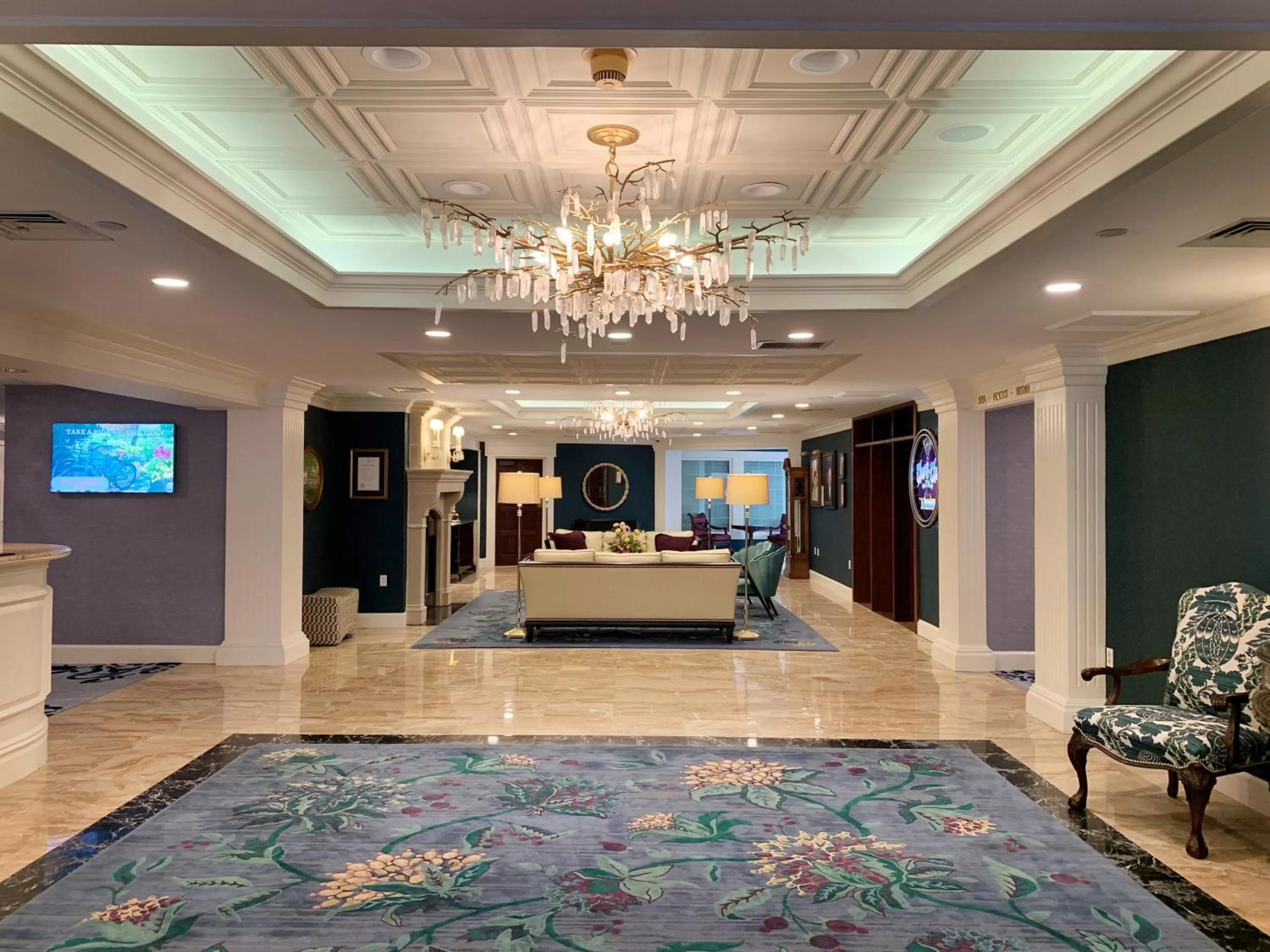 Lobby or reception in Saybrook Point Resort & Marina