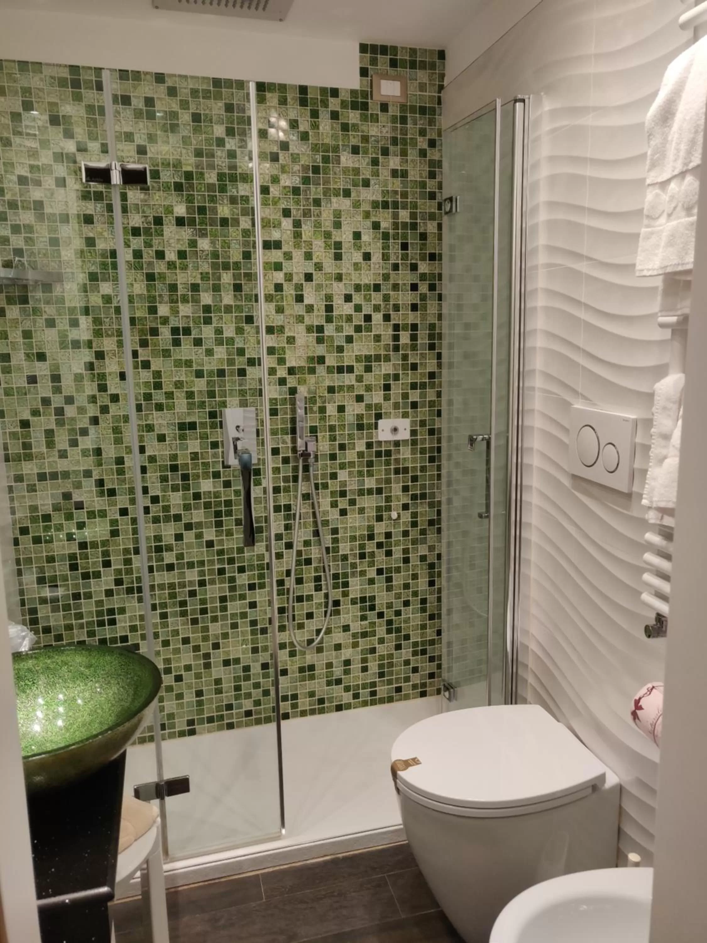 Bathroom in Hotel Ca' Marinella