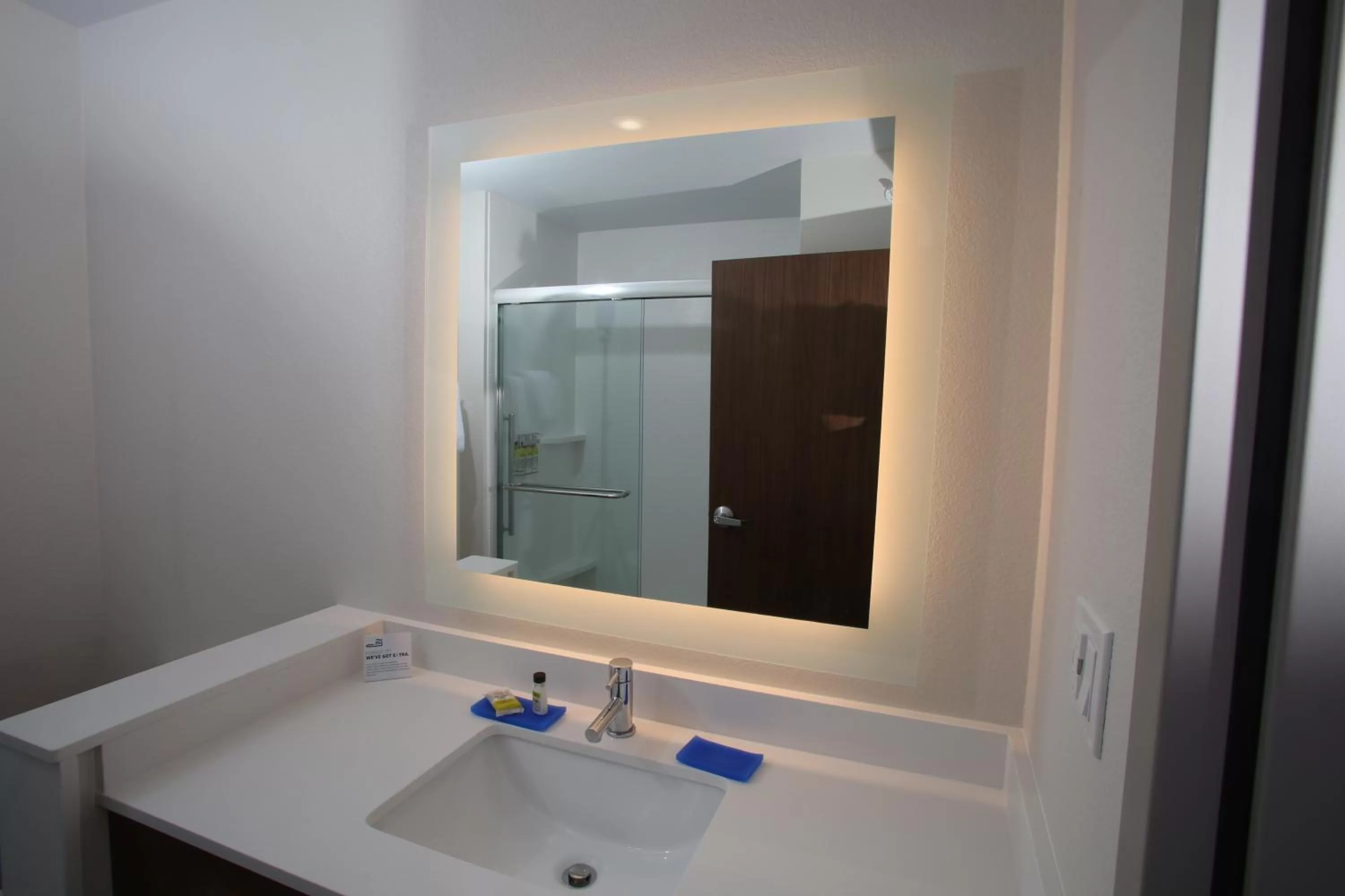 Bathroom in Holiday Inn Express - McCook by IHG