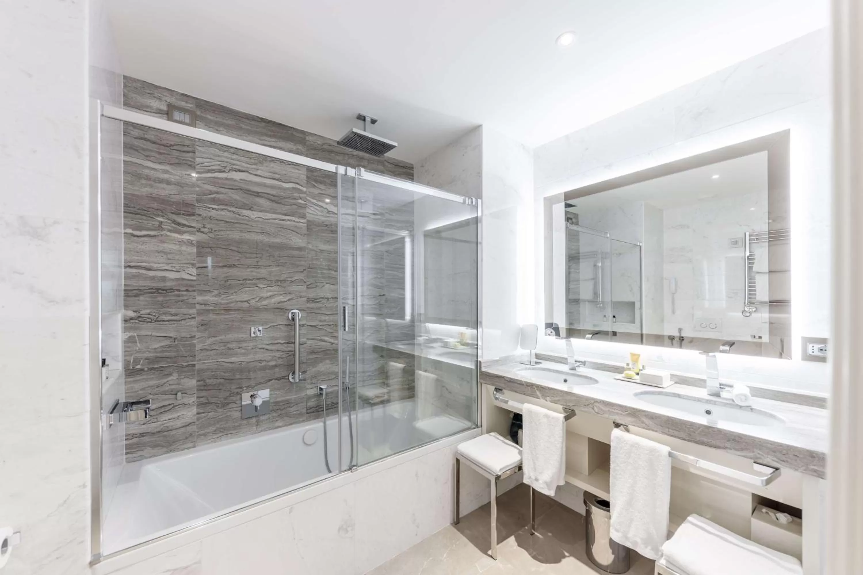 Bathroom in Aleph Rome Hotel, Curio Collection By Hilton