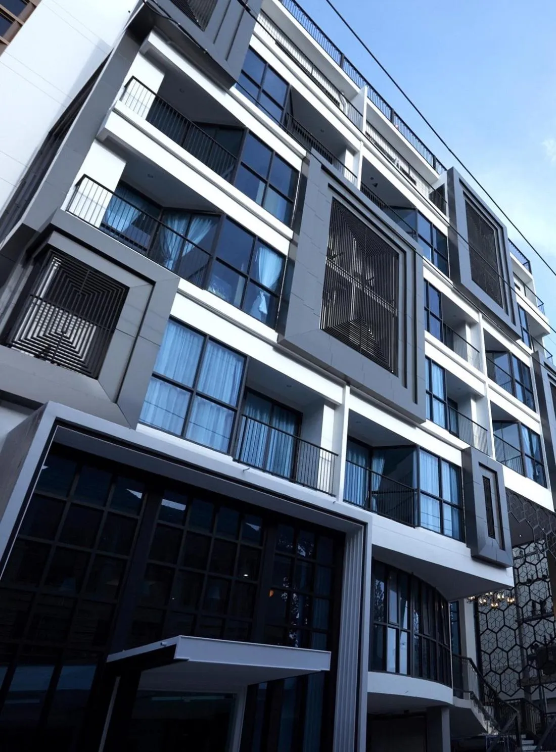 Facade/entrance in Chezzotel Pattaya