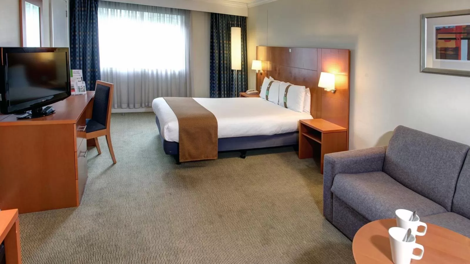Bedroom, Bed in Holiday Inn Maidstone-Sevenoaks by IHG