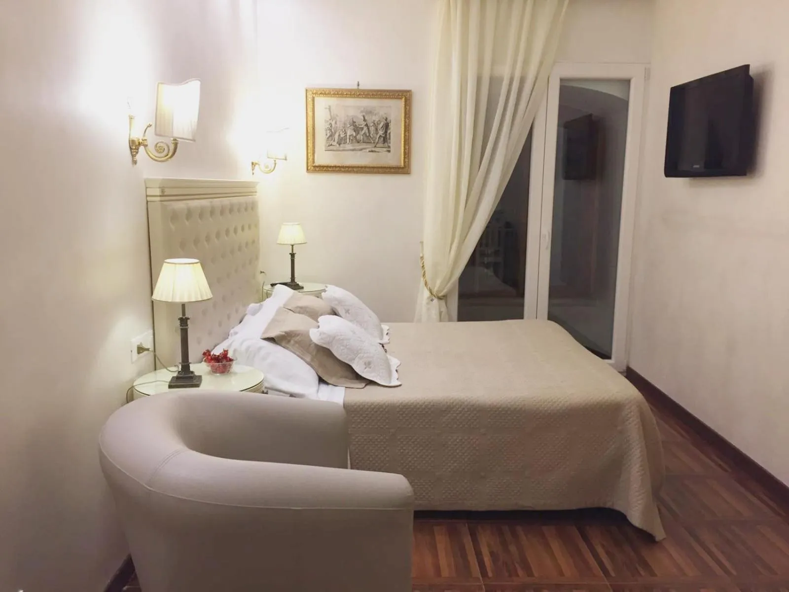 Photo of the whole room, Bed in Locanda Navona
