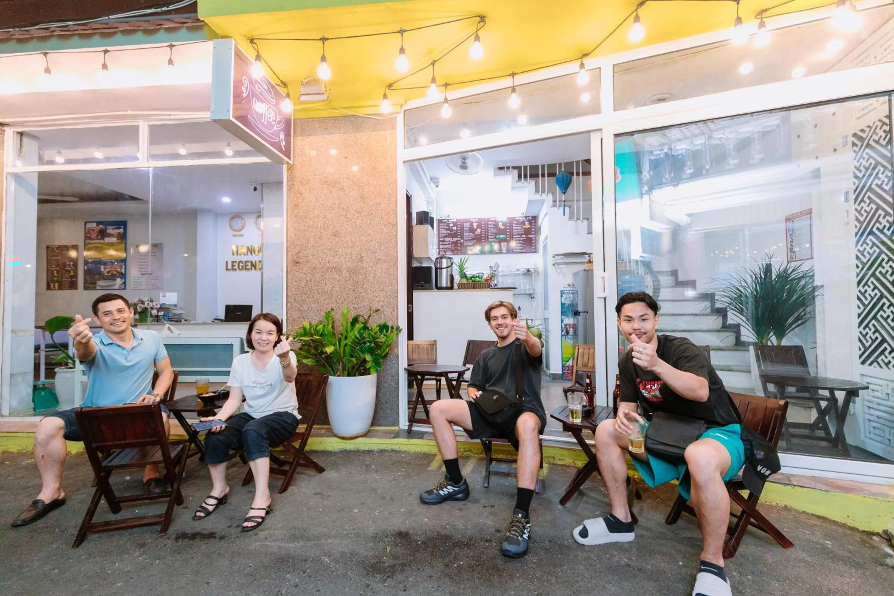 Lounge or bar in Hanoi View Legend Hotel