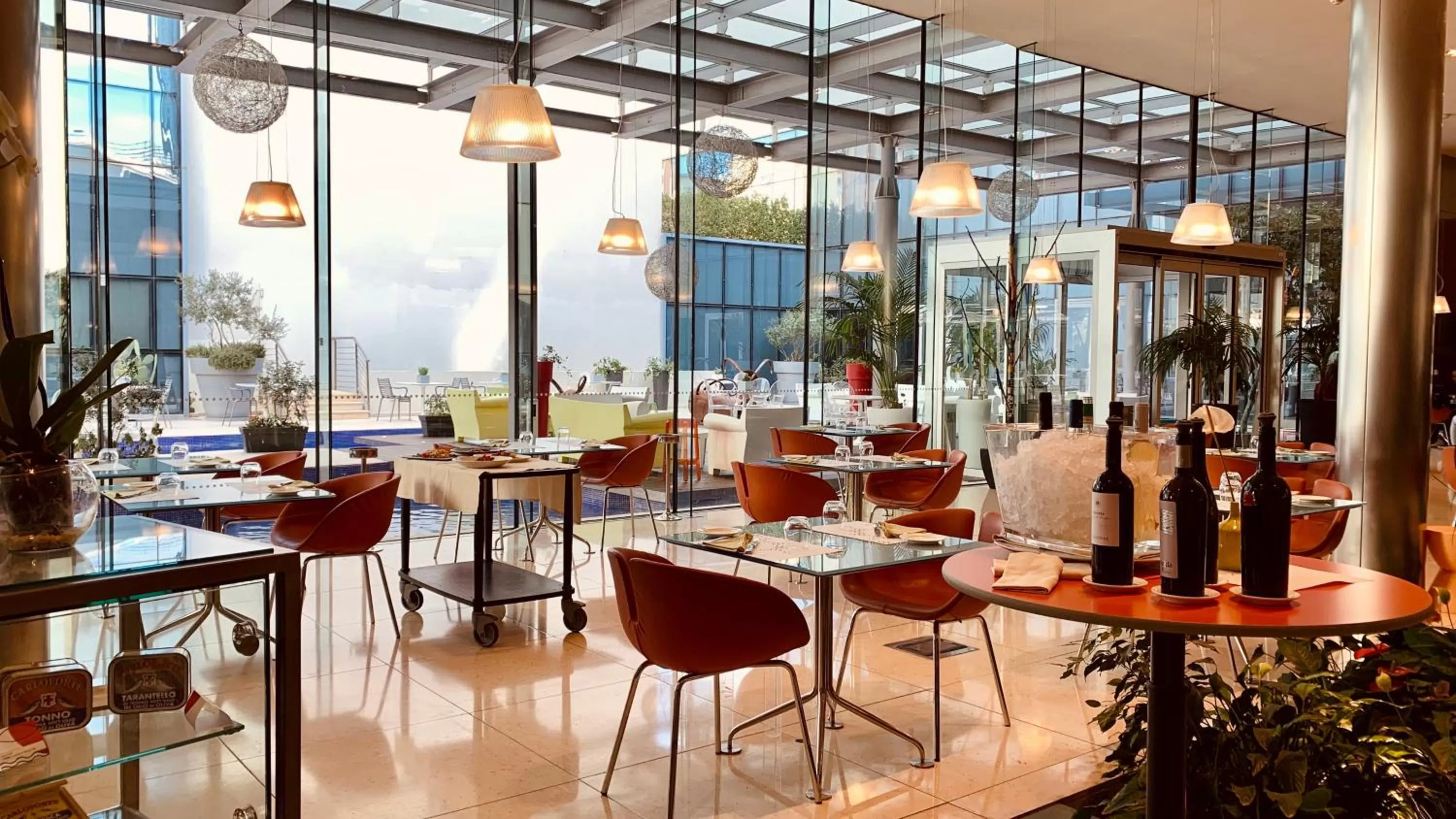 Restaurant/places to eat in UNA HOTELS T Hotel Cagliari