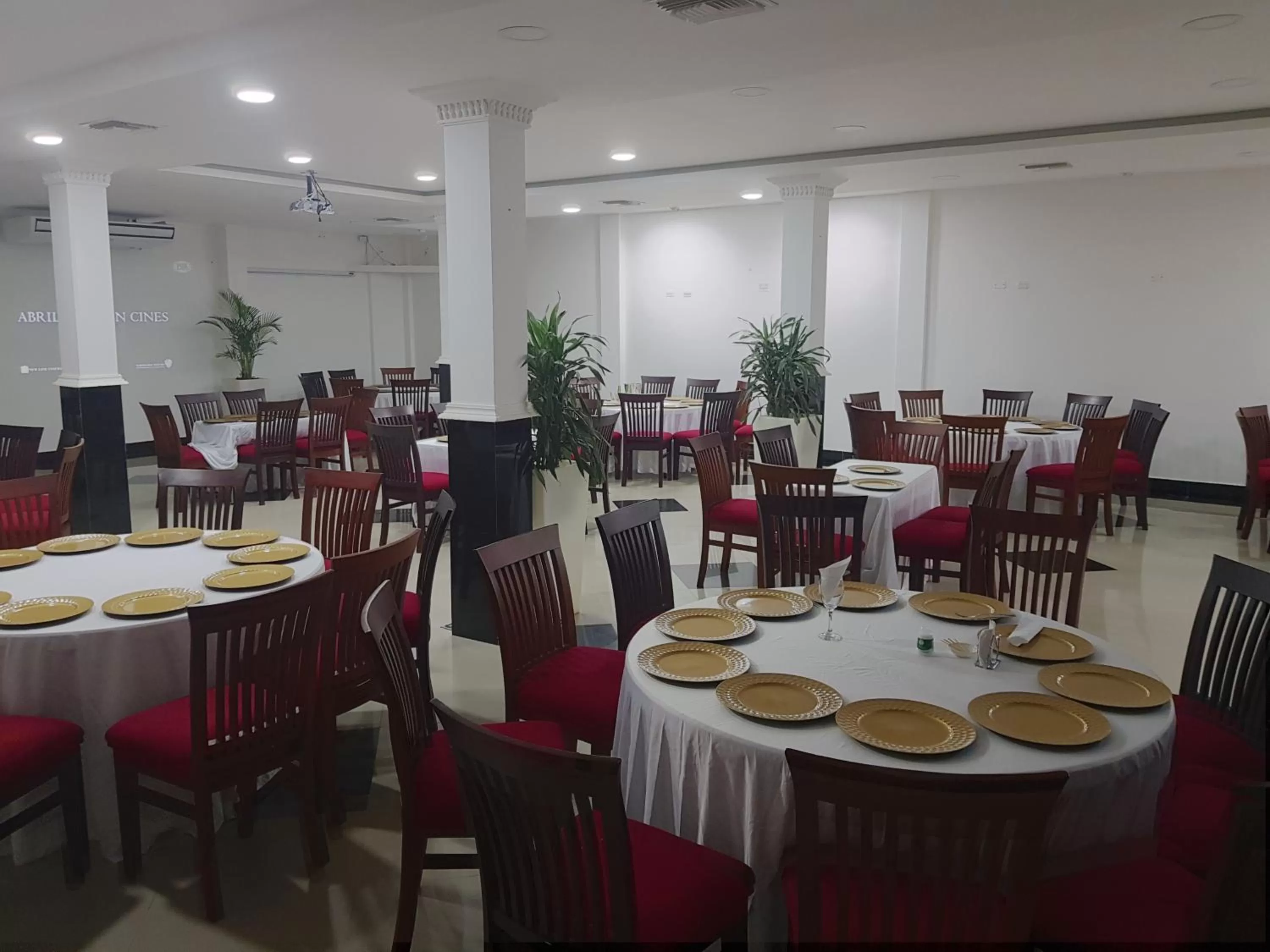 Restaurant/Places to Eat in Hotel Boutique Campanario del Río