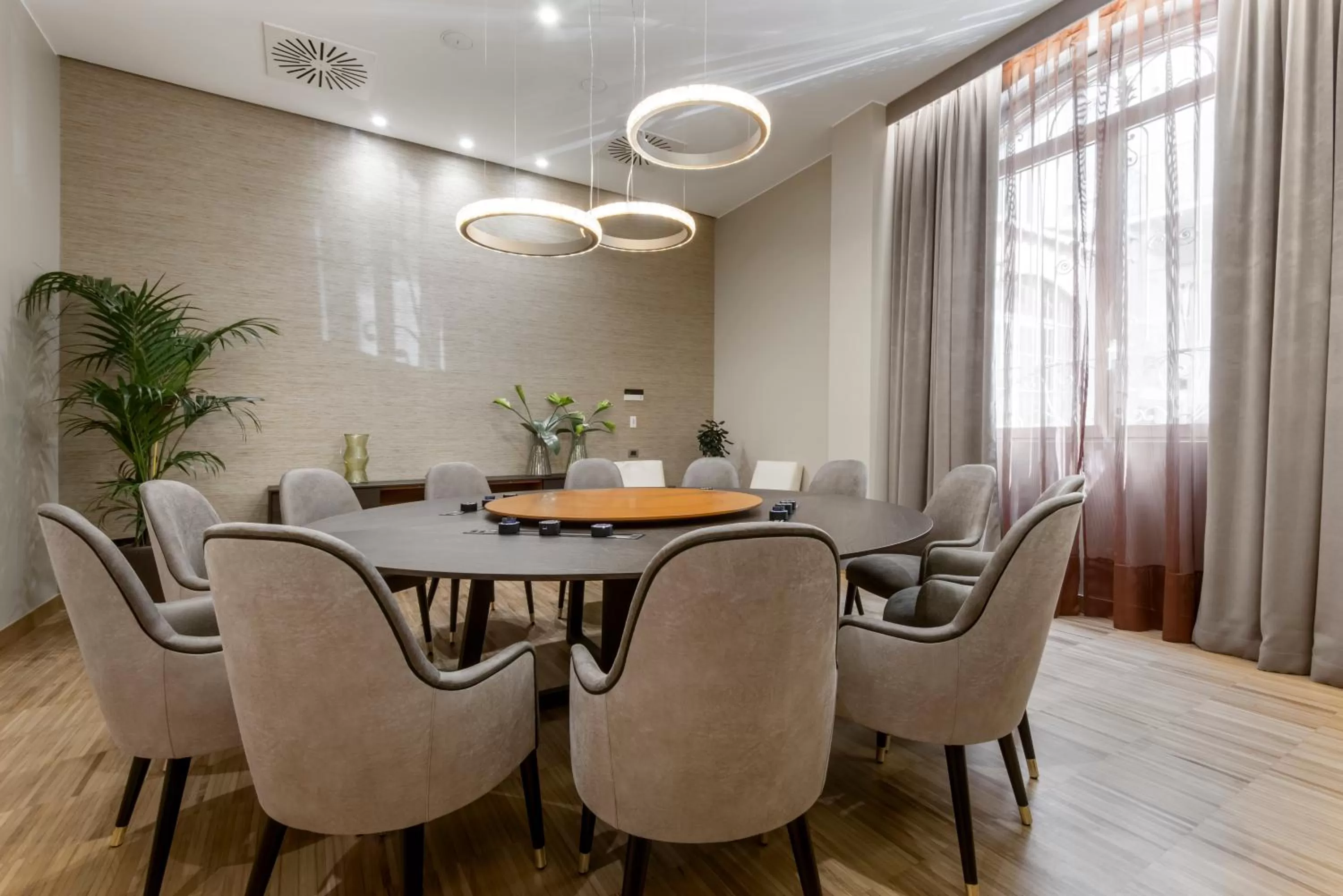 Meeting/conference room in Enterprise Hotel Design & Boutique