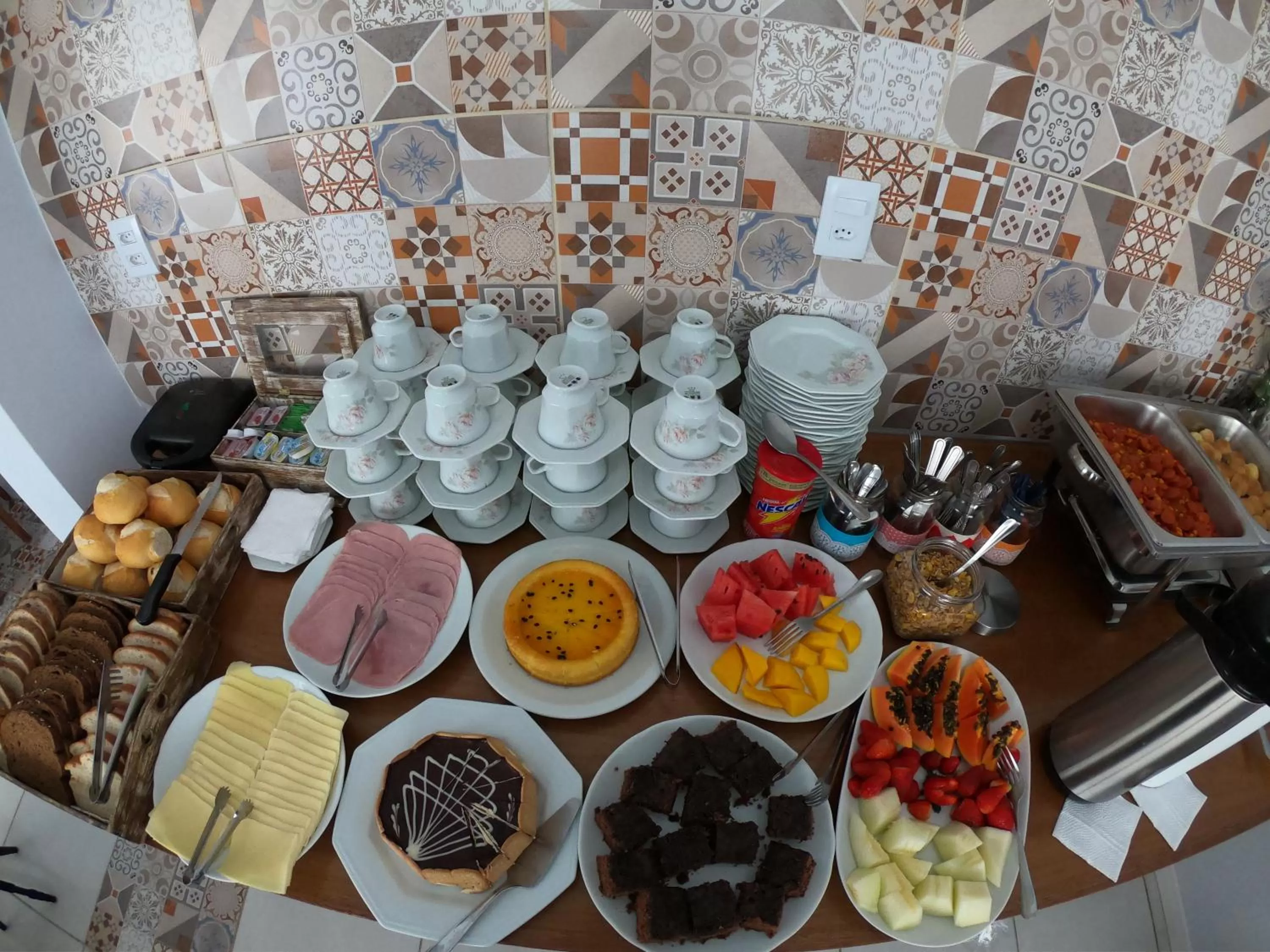 Buffet breakfast in Hotel e Pousada Magic