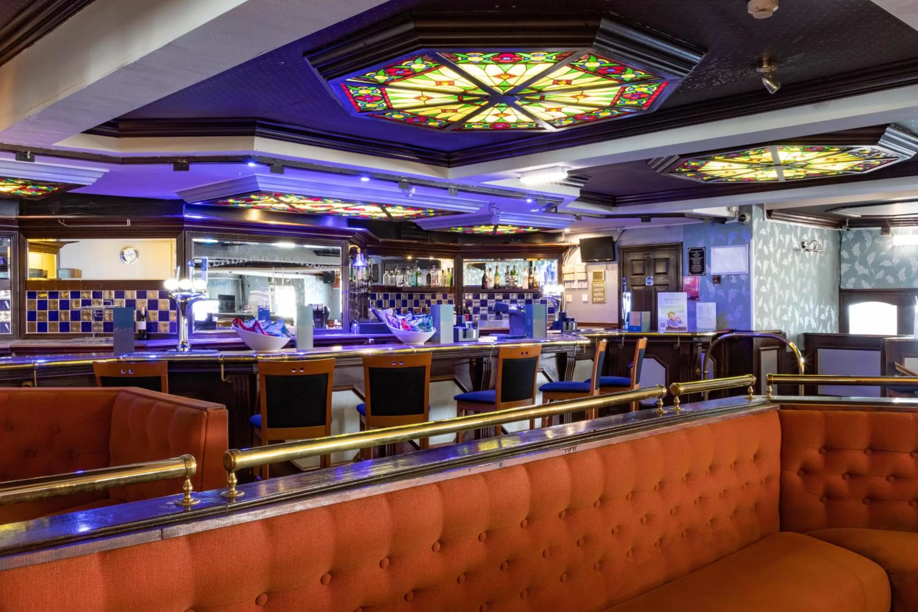 Lounge or bar in The Caledonian Tower Hotel