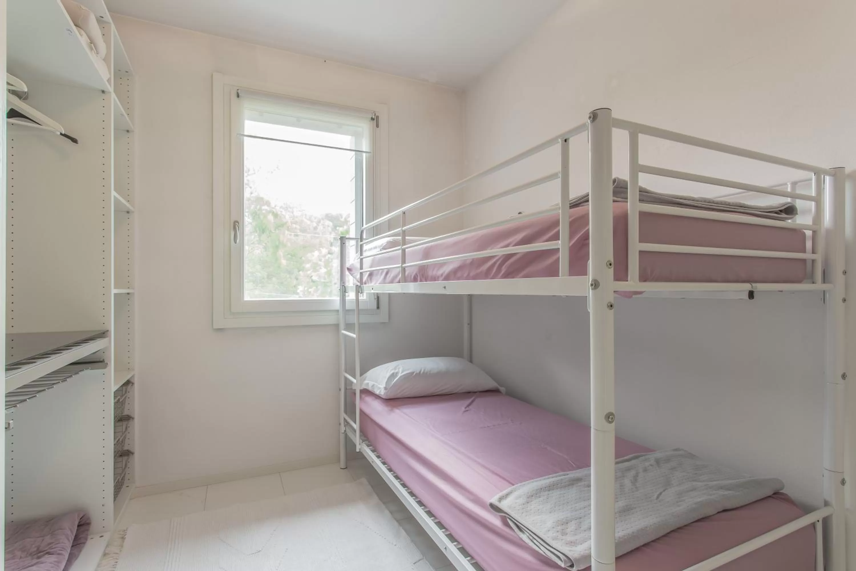 Photo of the whole room, Bed in Pool & Garden Villa Lelia