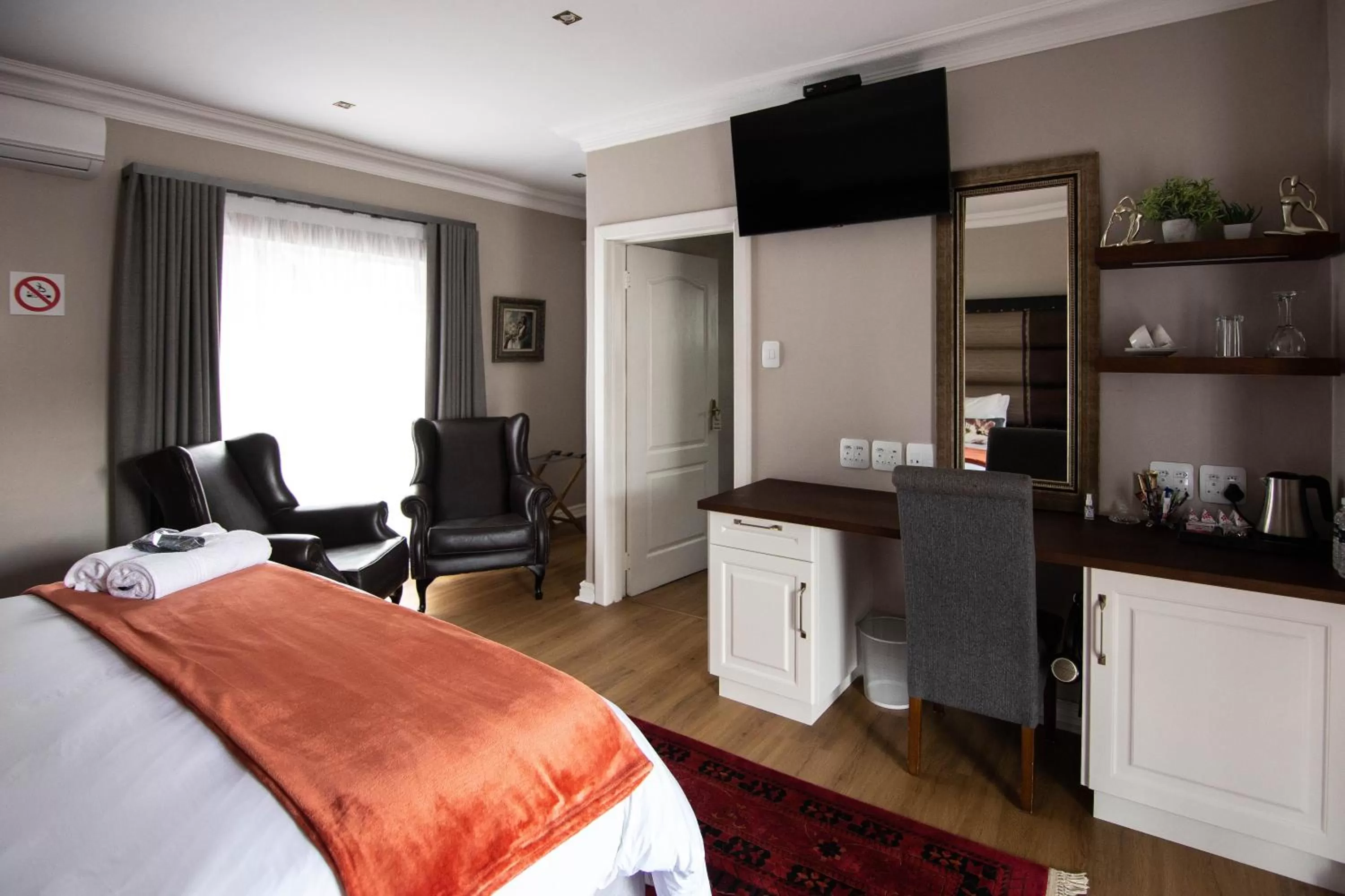 Bed in Milner House Kimberley