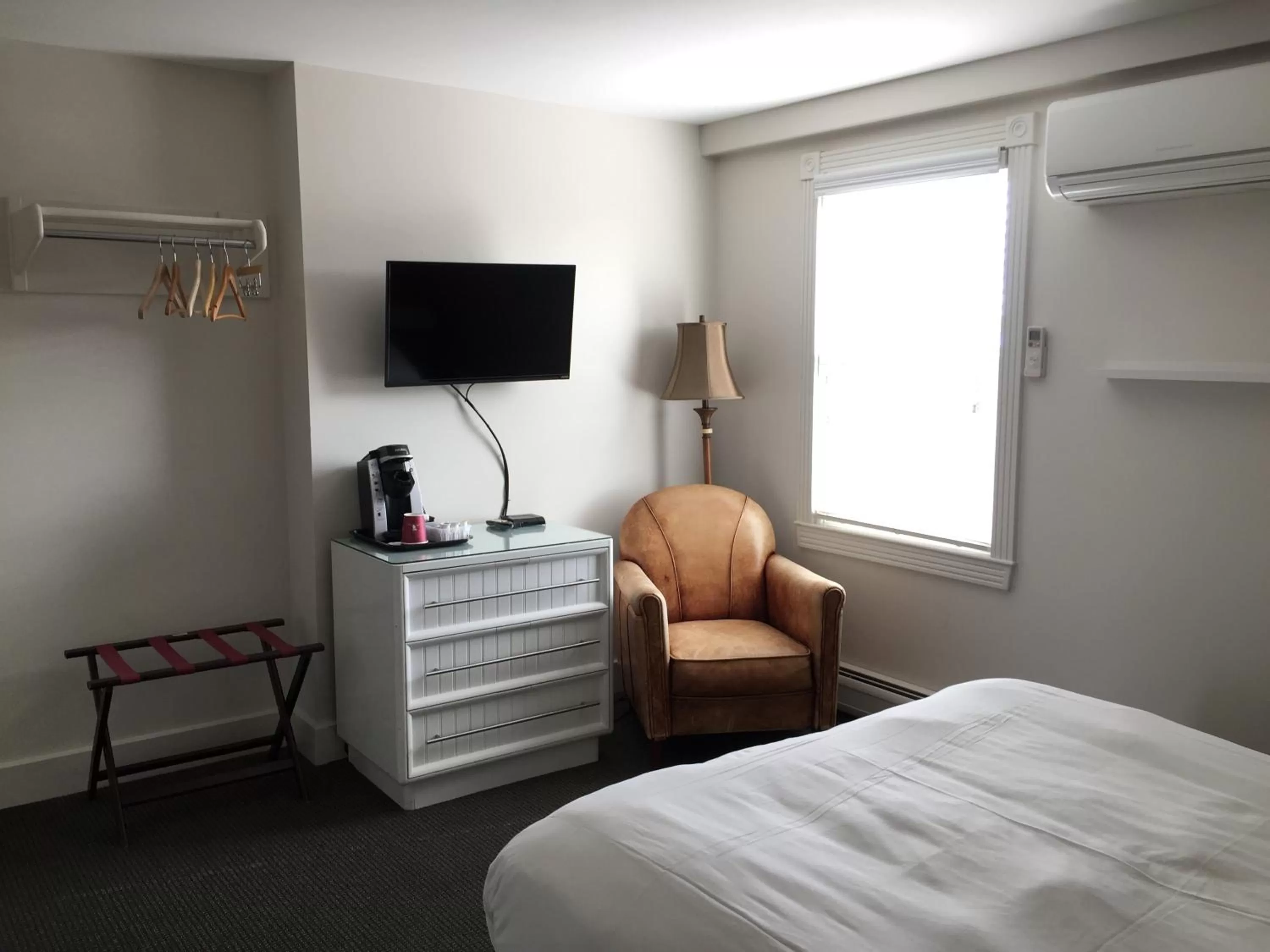 Seating area, TV/Entertainment Center in Pilgrim House