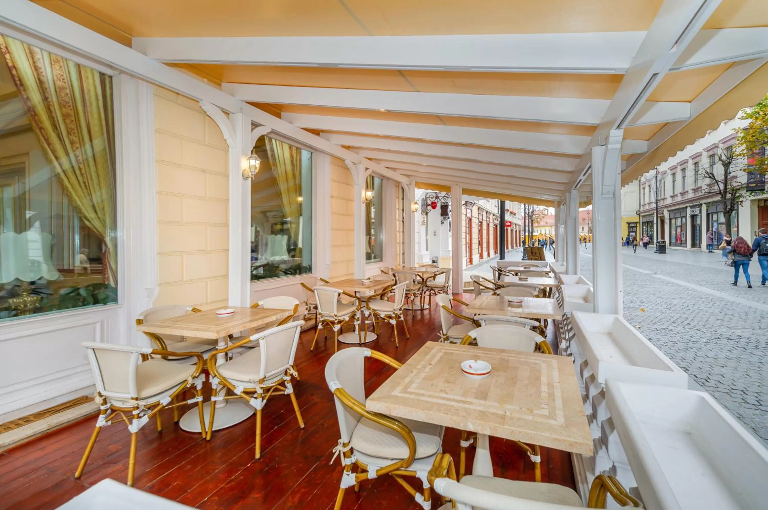 Property building in Hotel Imparatul Romanilor Hotel & SPA