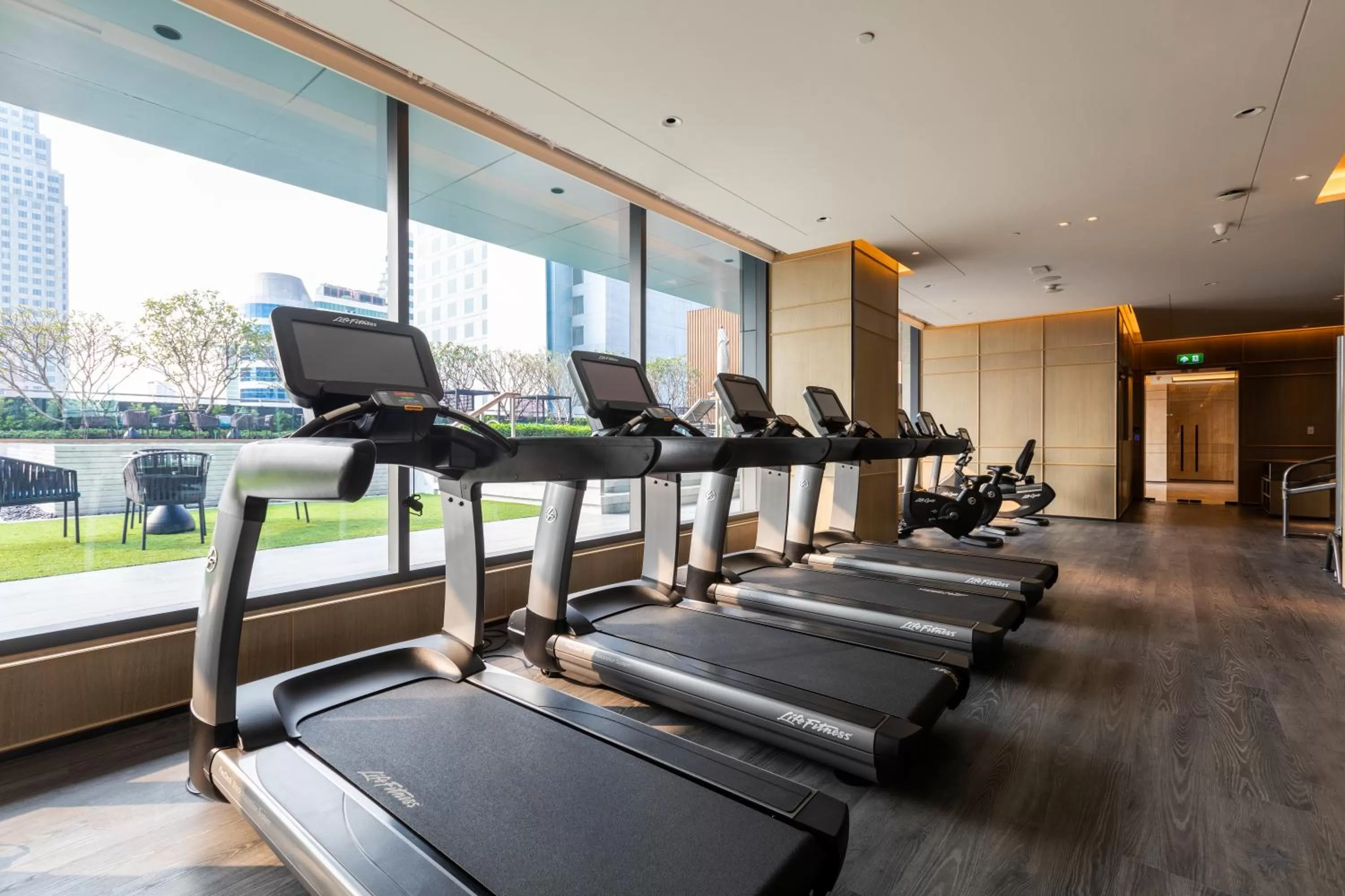 Fitness centre/facilities in Carlton Hotel Bangkok Sukhumvit