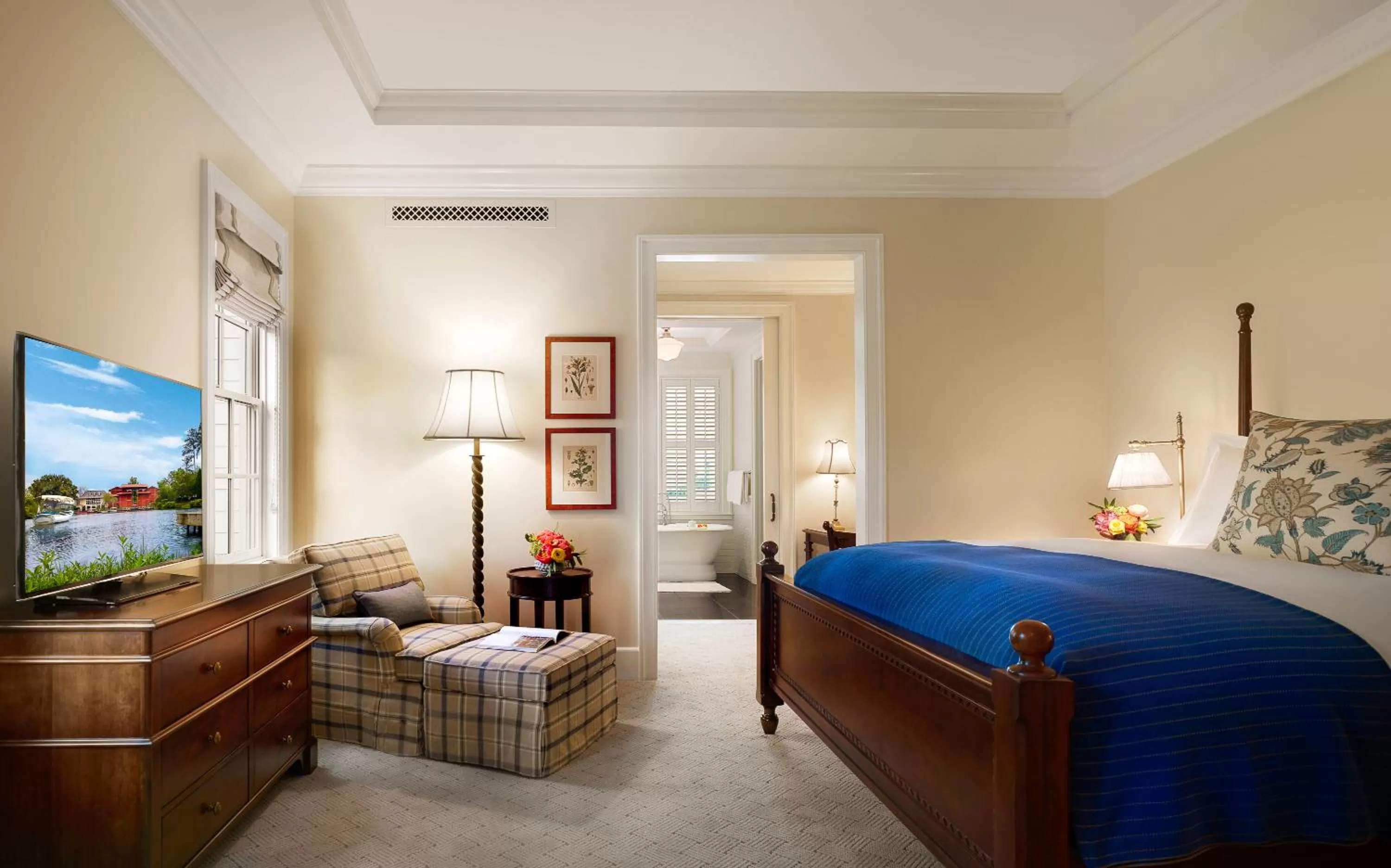 Bedroom, Bed in Montage Palmetto Bluff