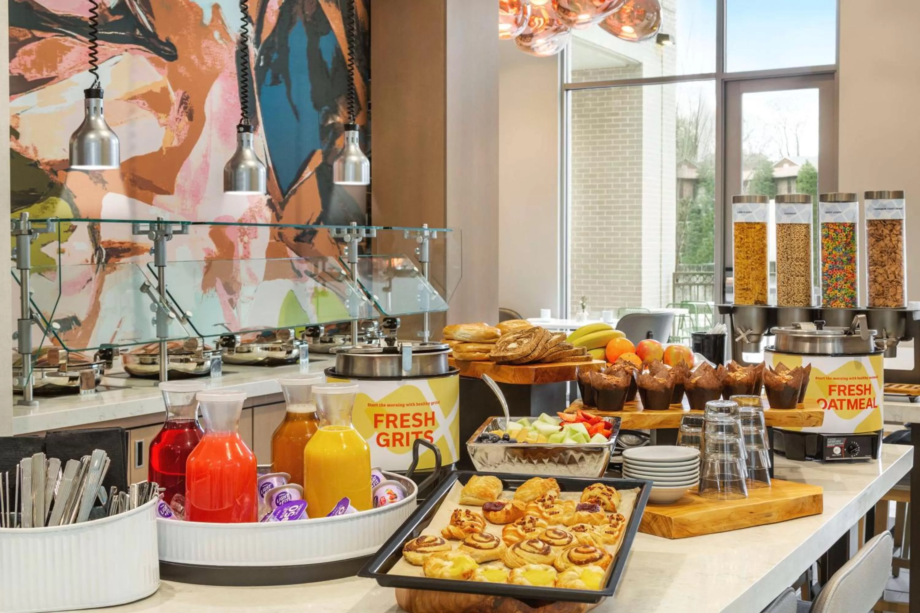 Breakfast in Hilton Garden Inn Nashville West End Avenue