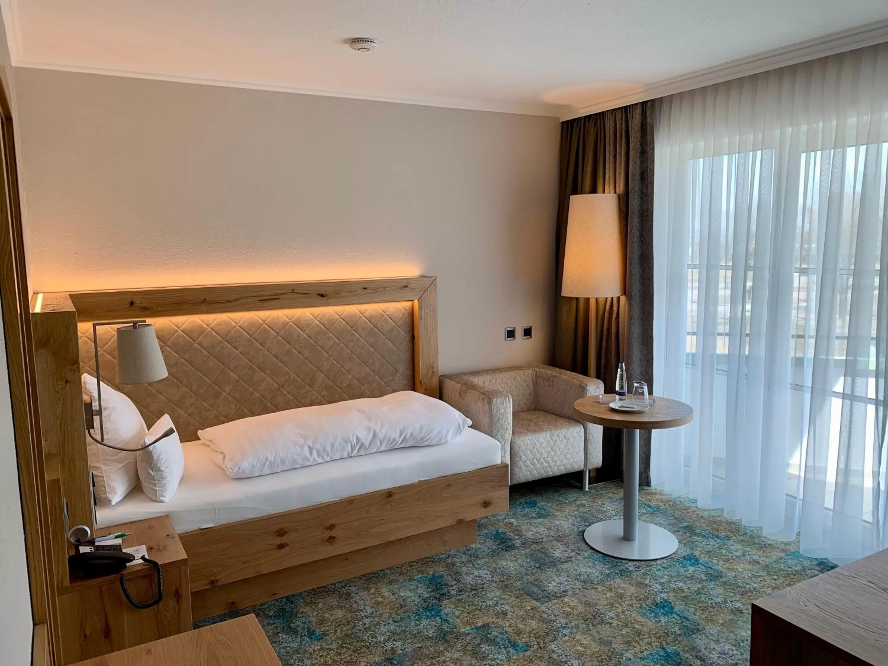 Photo of the whole room, Bed in Parkhotel