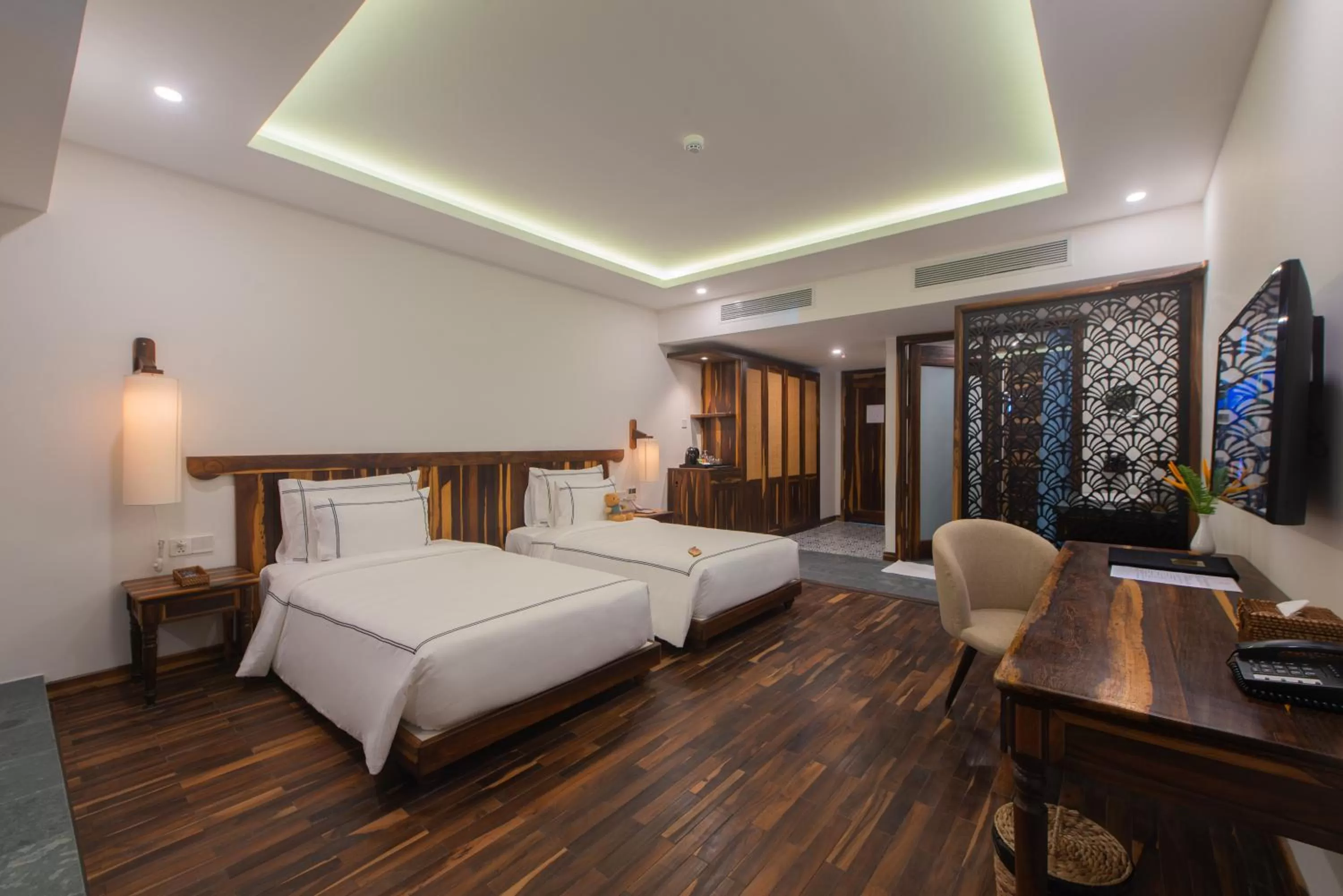 Bed in Alibu Resort Nha Trang