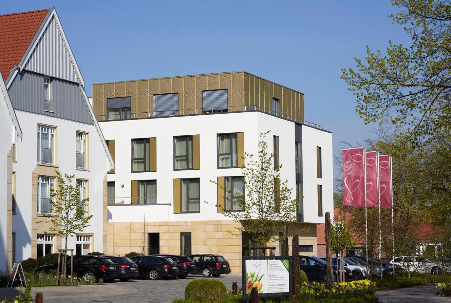 Property building in Lind Hotel