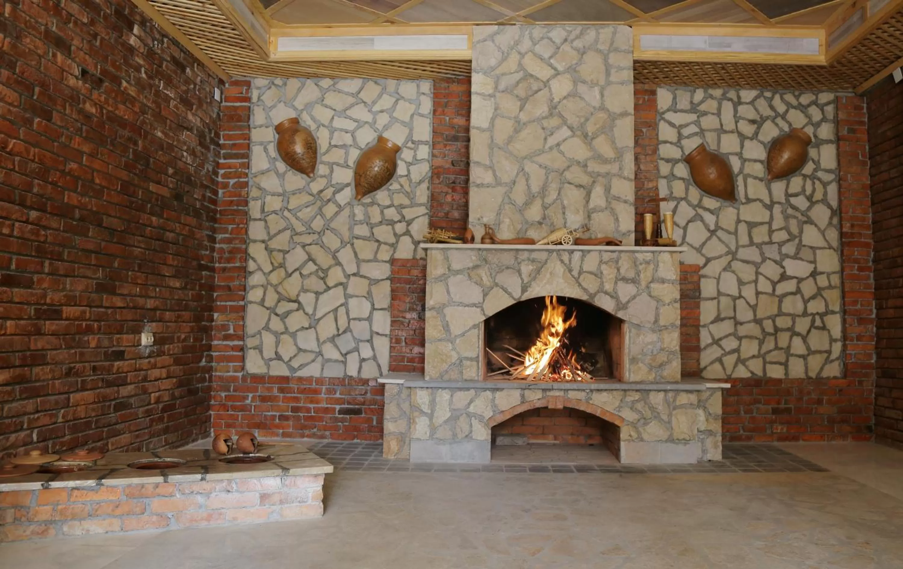 Restaurant/places to eat in Hotel Shogi