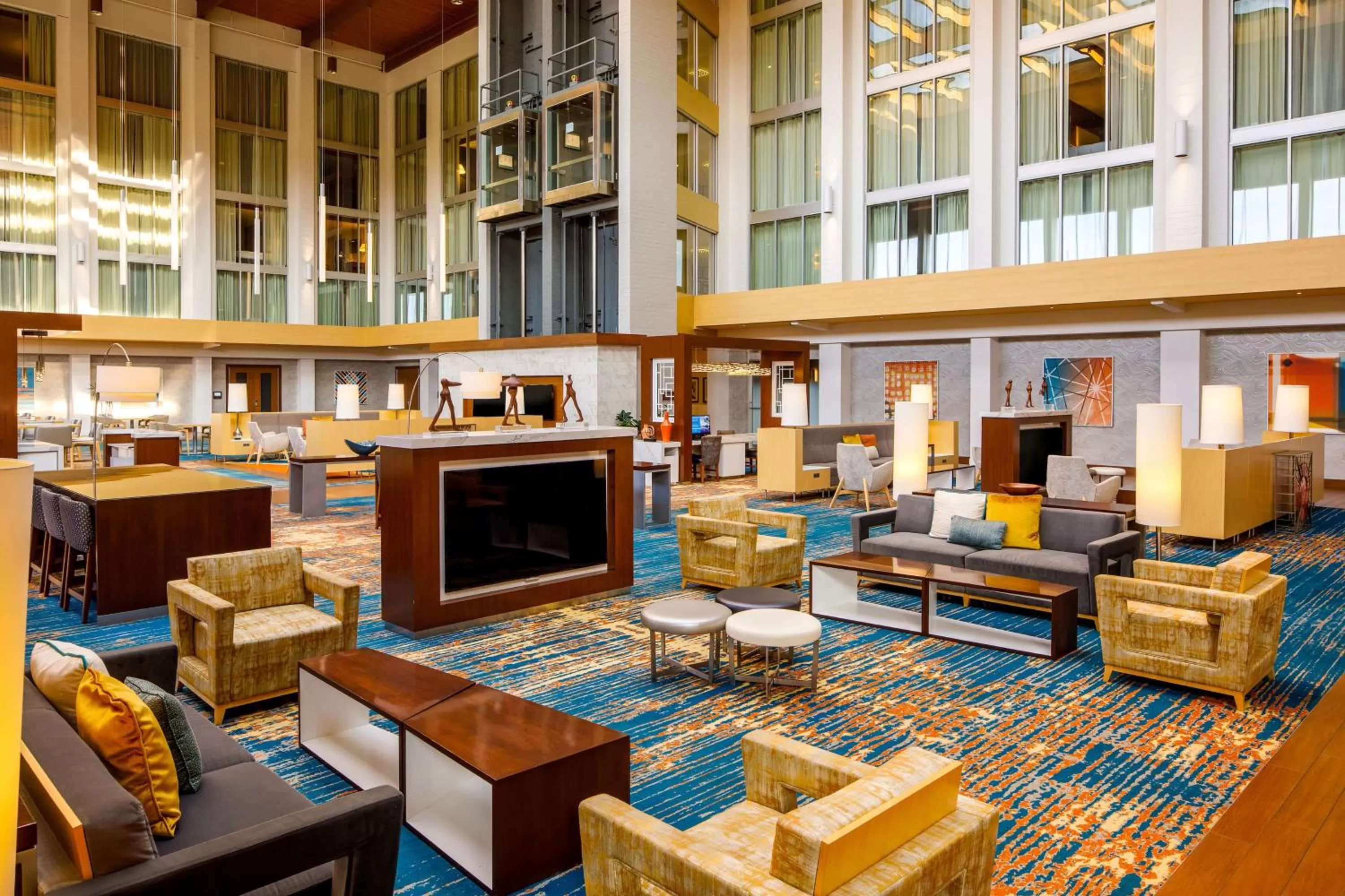 Lobby or reception in DoubleTree by Hilton Pittsburgh - Cranberry