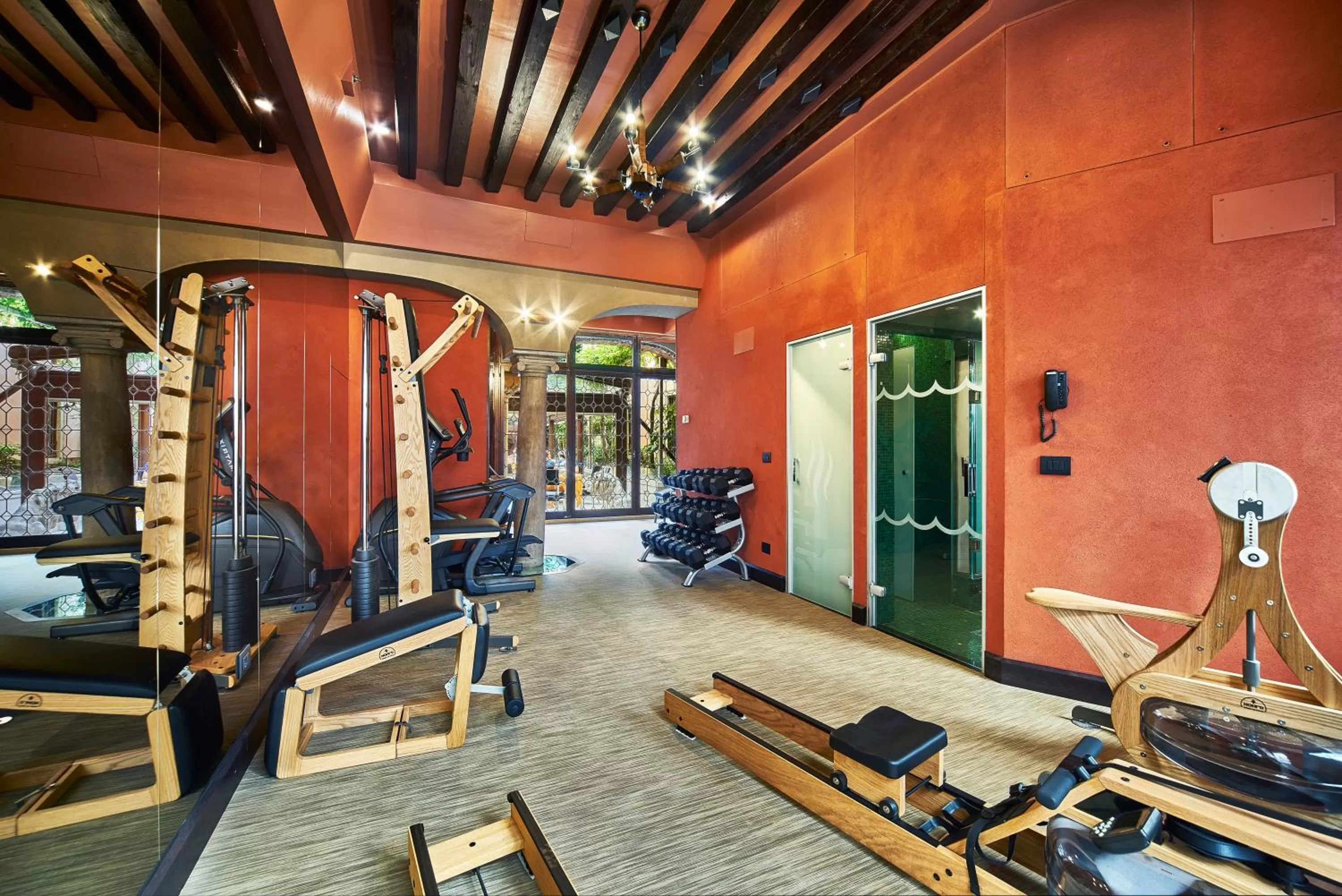 Fitness centre/facilities in Hotel Saturnia & International