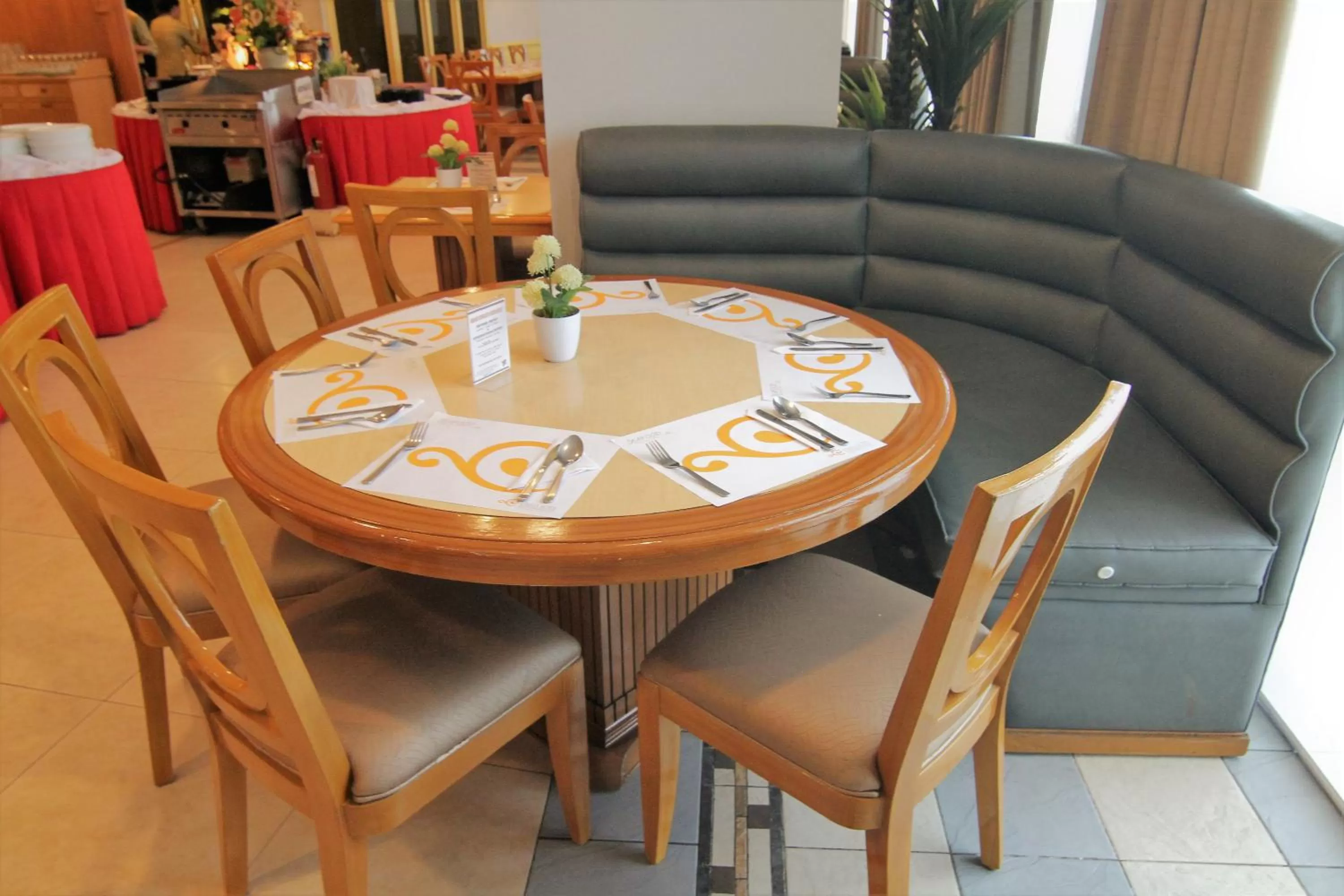 The Grand Dame Hotel