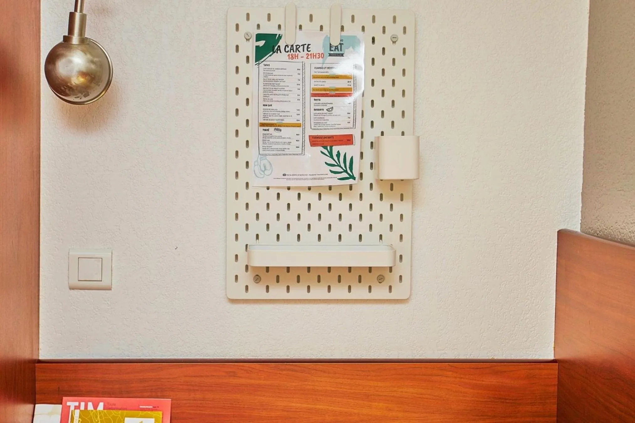 Seating area in Sporting House Hôtel