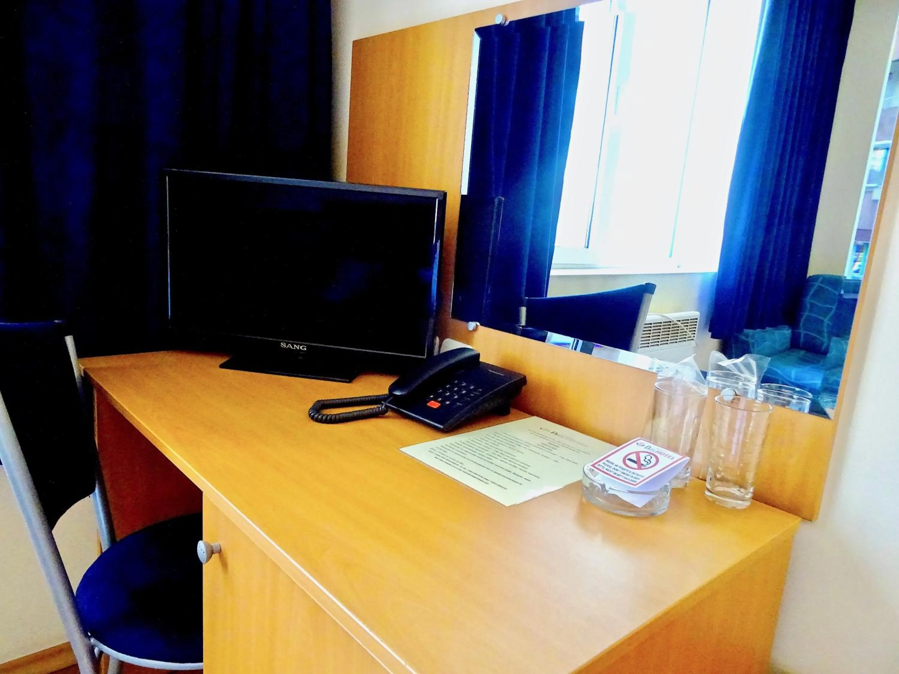 Photo of the whole room in Family Hotel Dalis