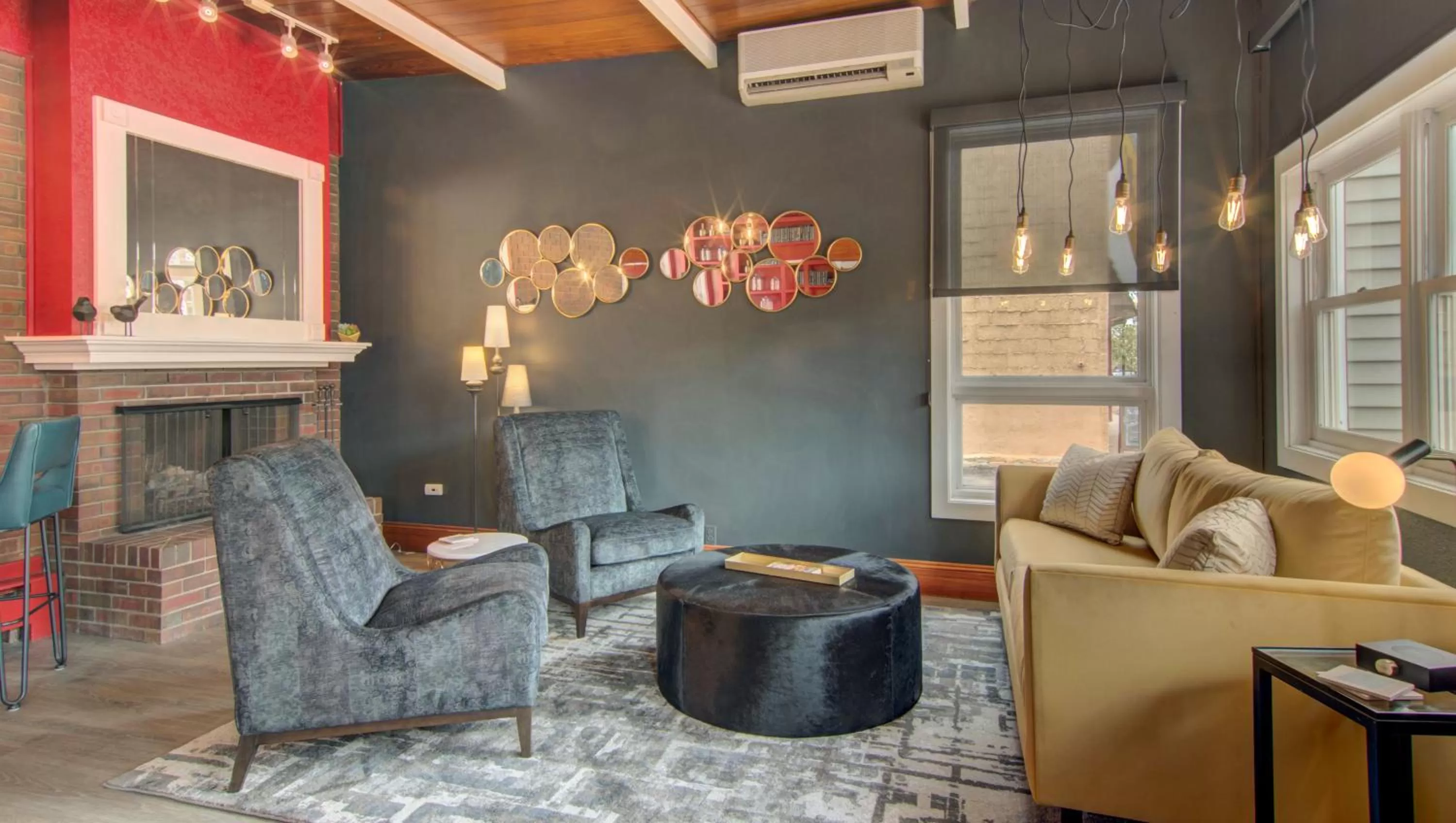 Lobby or reception in The Bristol Hotel