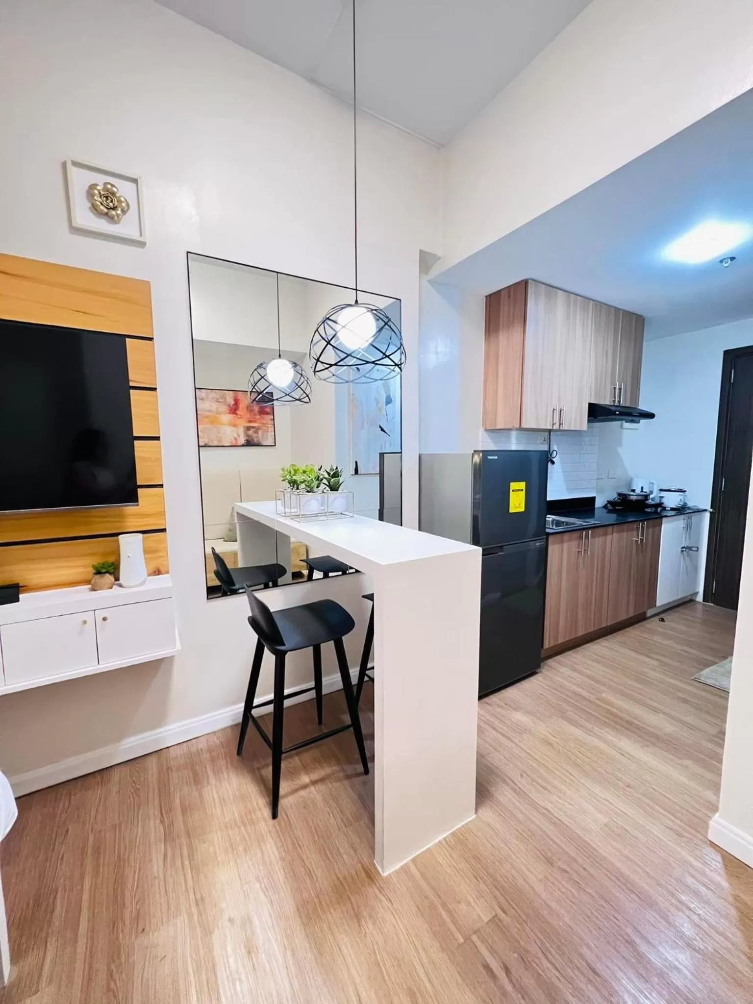Kitchen or kitchenette in Studio with mountain view, near Limketkai mall in Prime Cagayan de Oro
