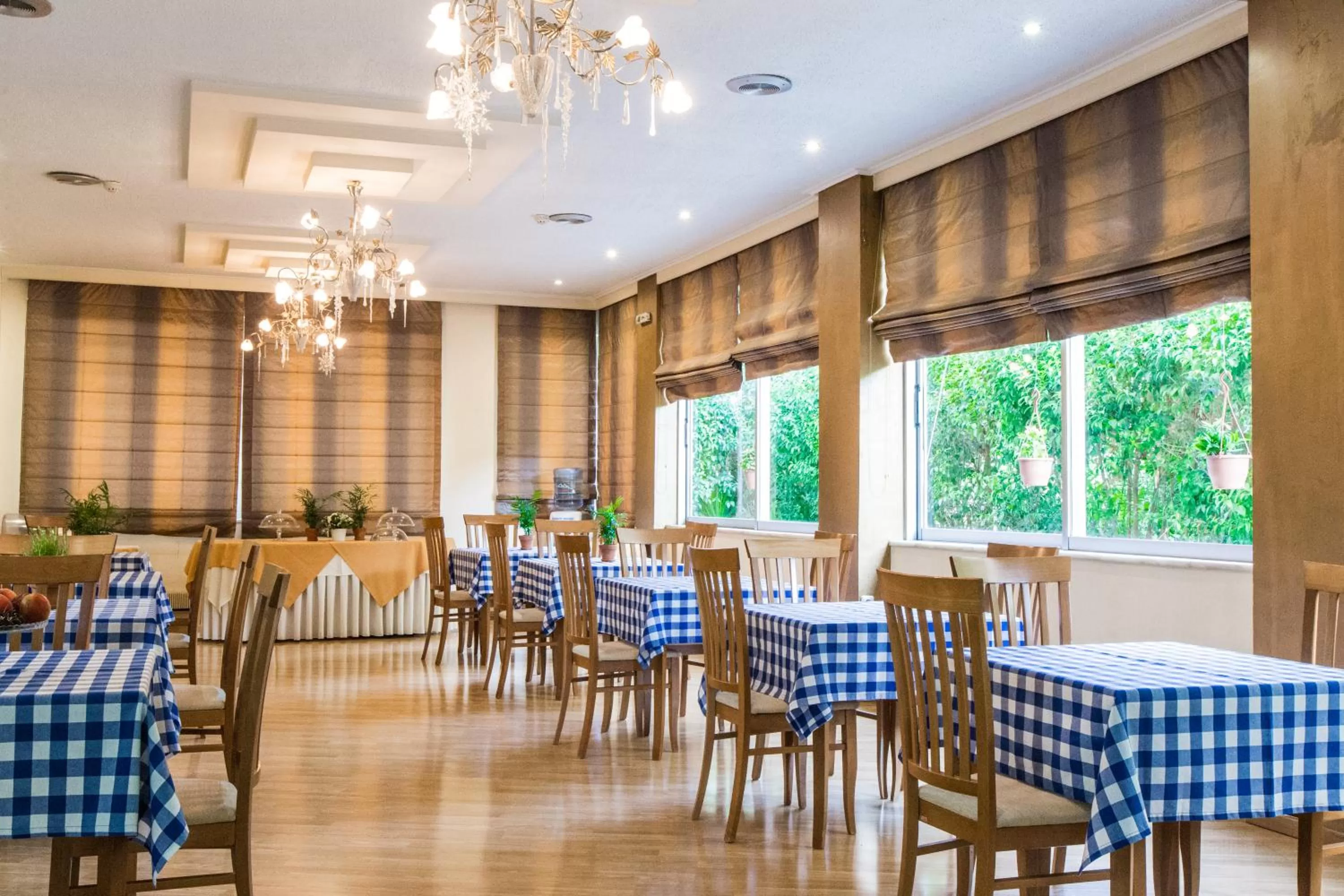 Restaurant/Places to Eat in Nestorion Hotel