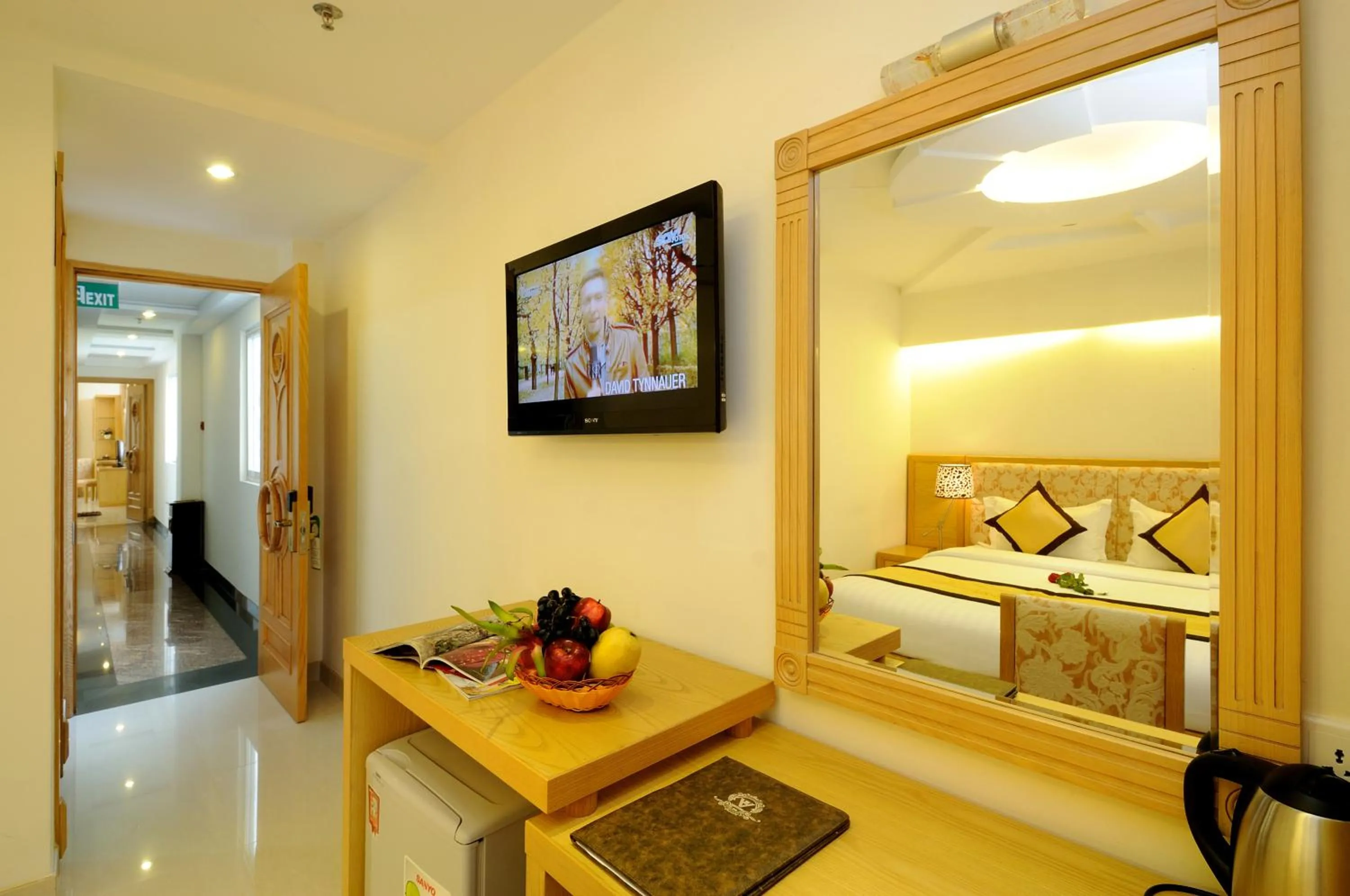 Deluxe Double Room in Vuong Tai Hotel