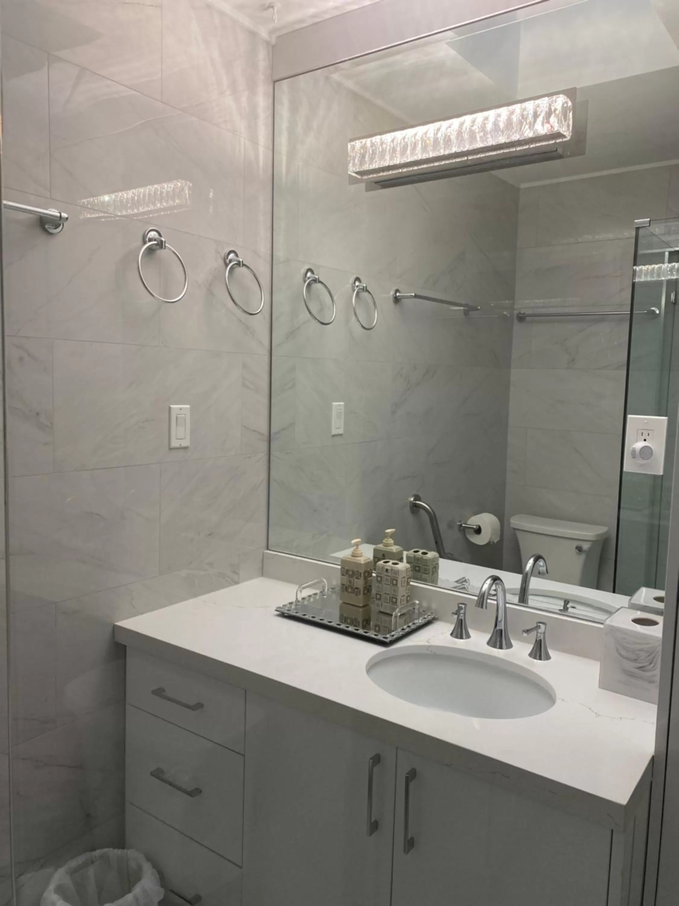 Shower, Bathroom in Serenity