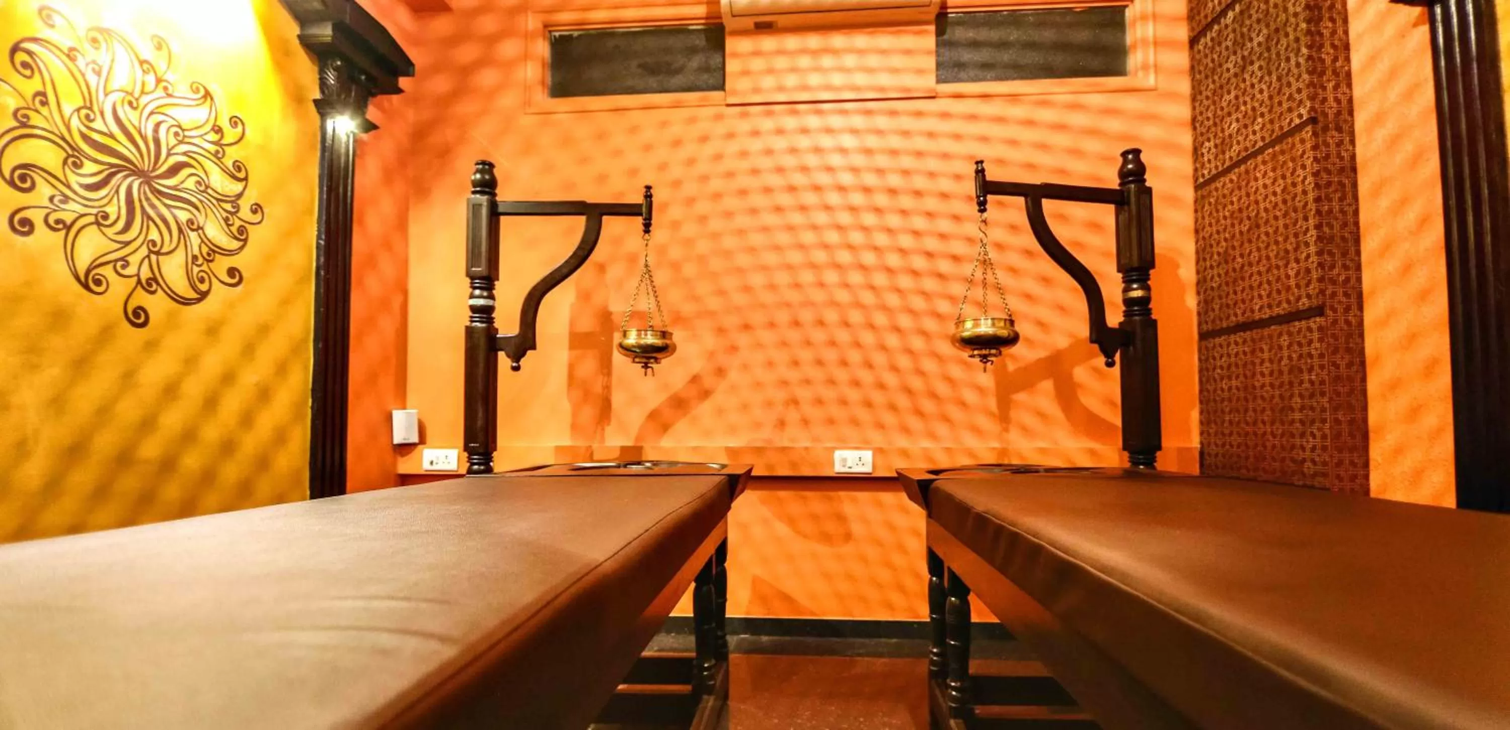 Massage in Malligi,Hampi