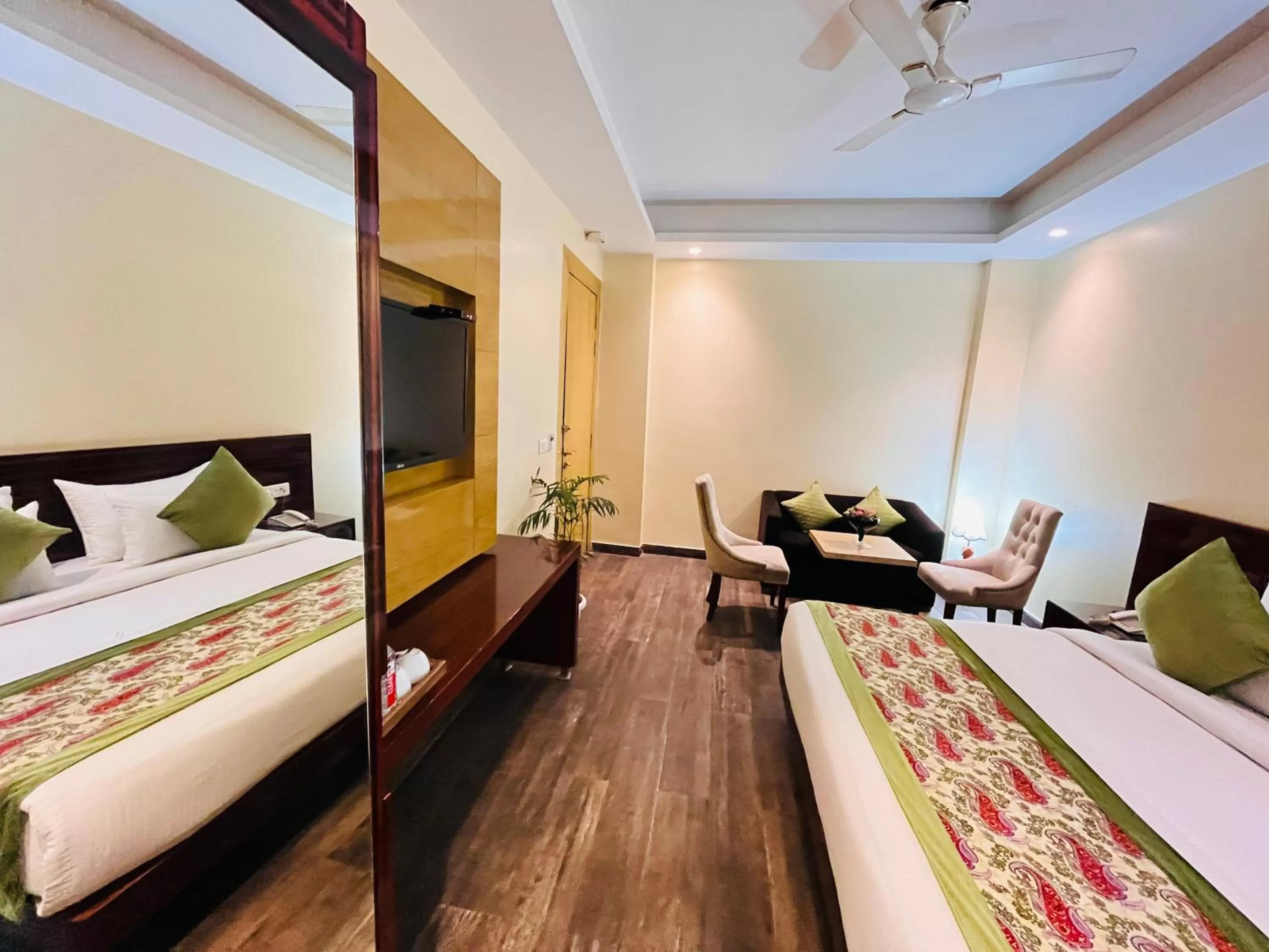 Bed in Hotel Banz near Delhi Airport