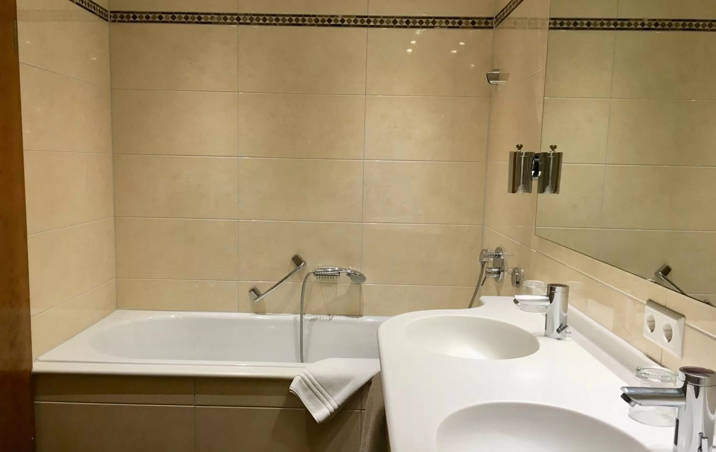 Bathroom in Hotel Engel