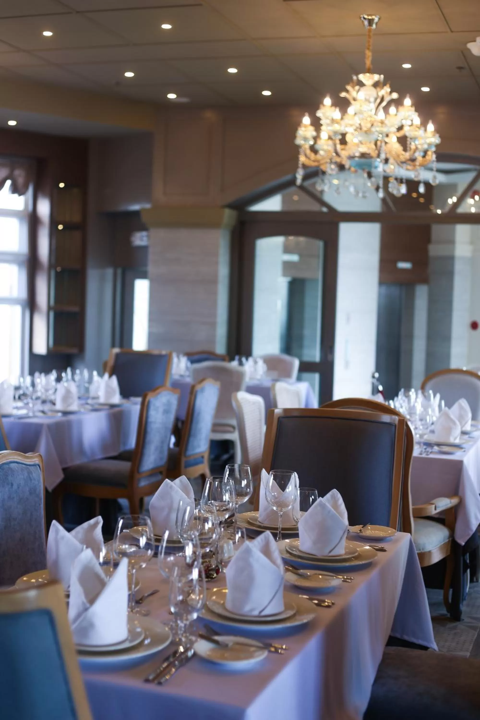 Restaurant/places to eat in Hotel Carlito Tagaytay