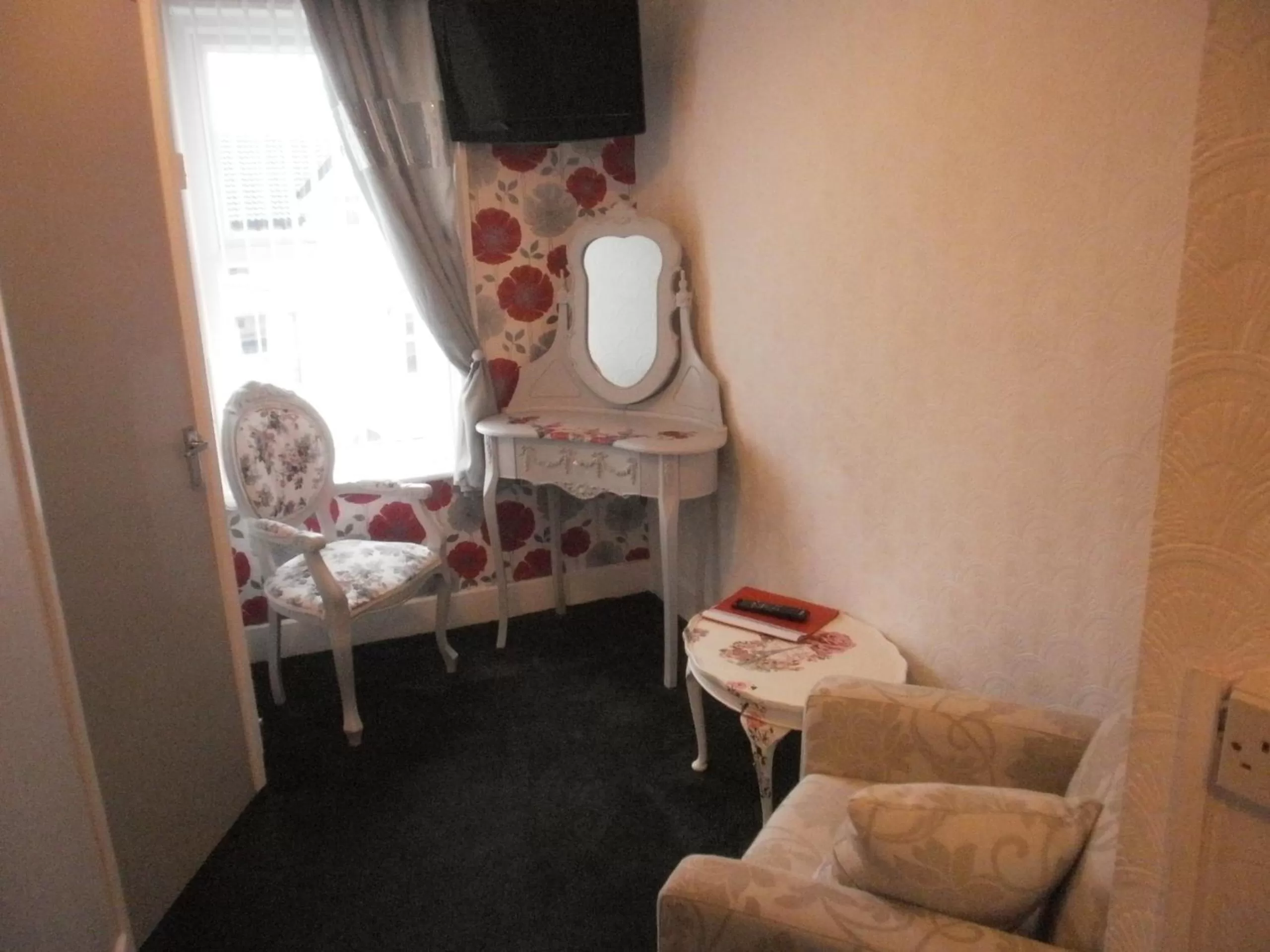 TV and multimedia, Bed in The Withnell Hotel