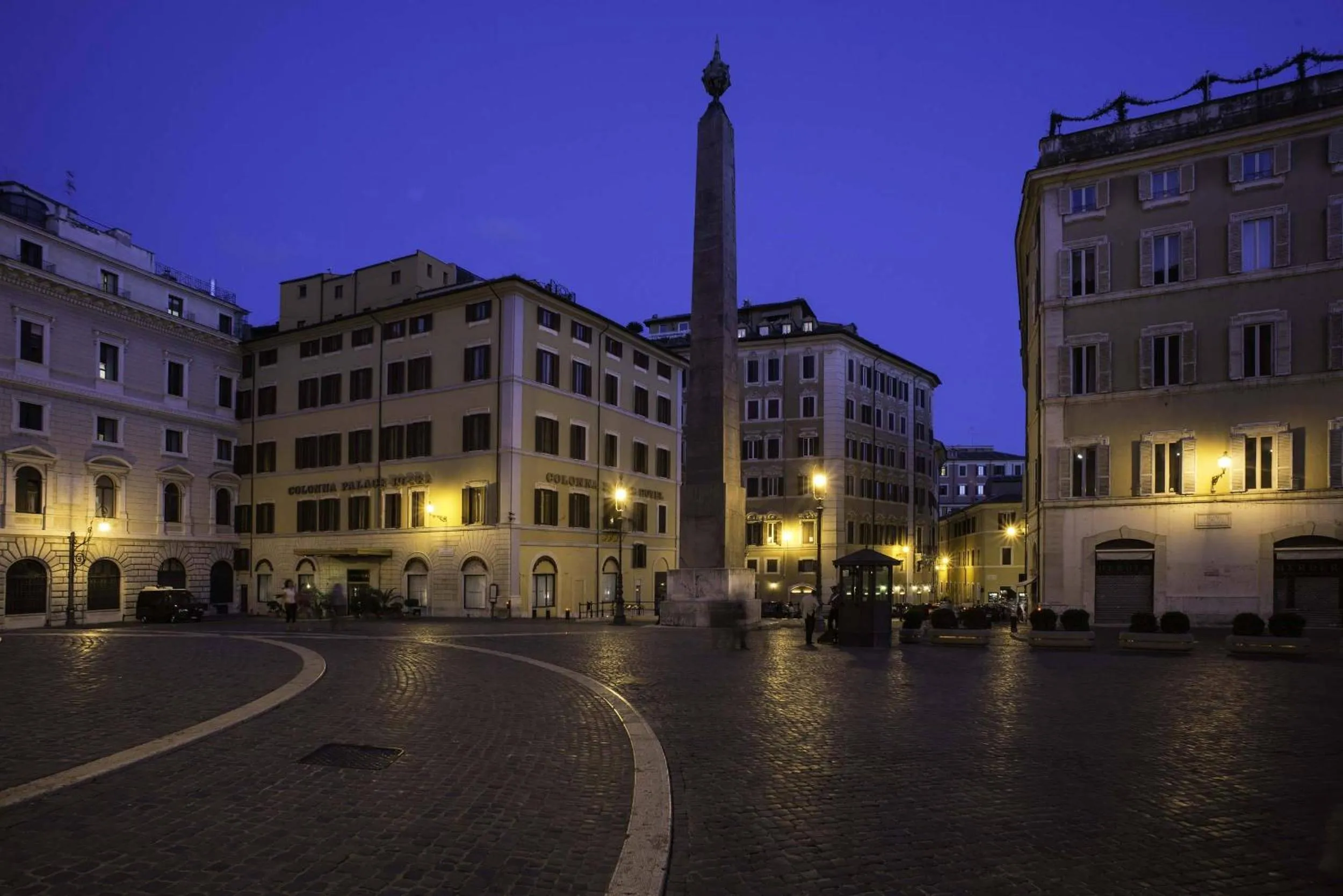 Facade/entrance in Colonna Palace Hotel