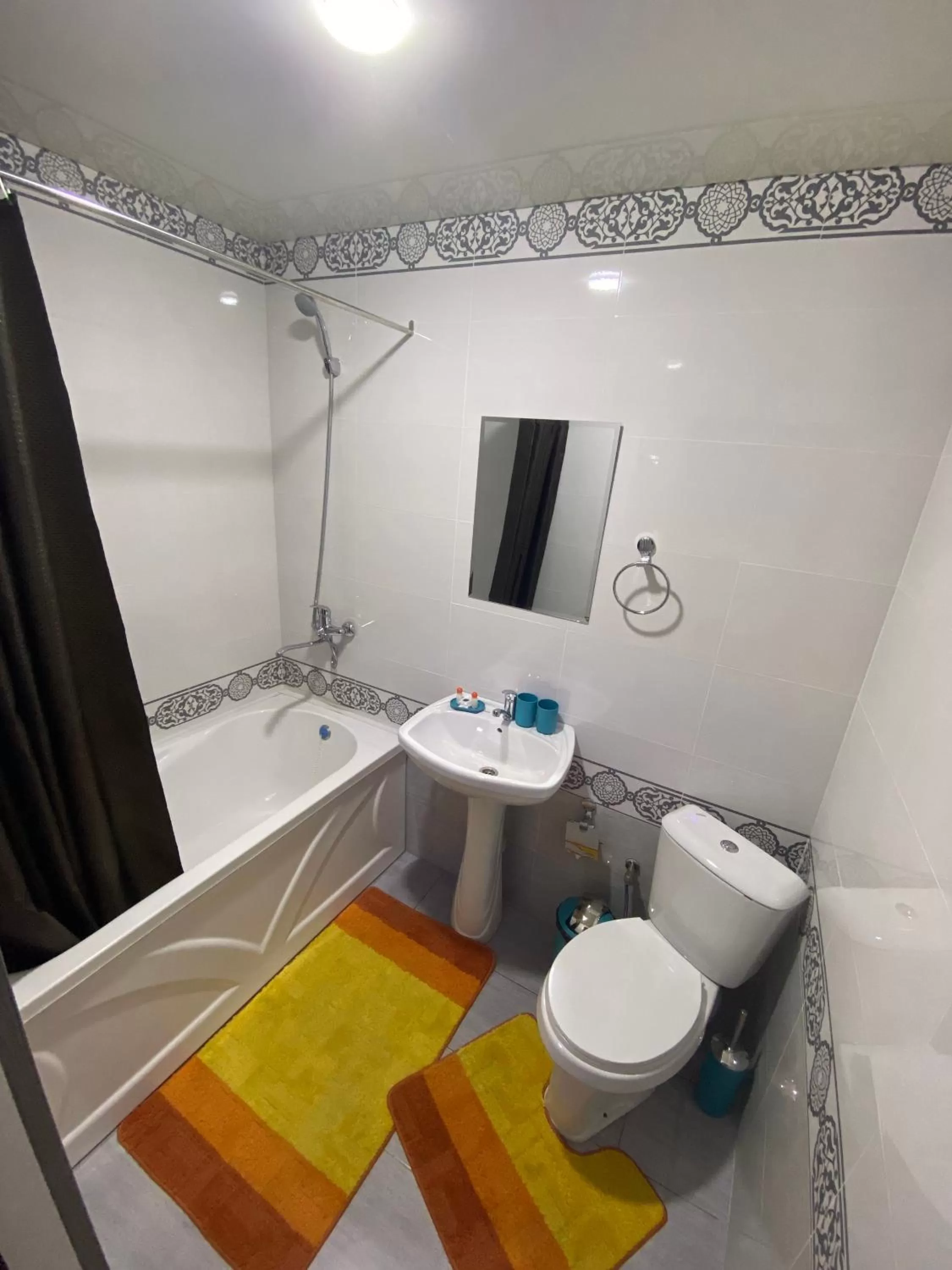 Shower in HOTEL UZBEGIM